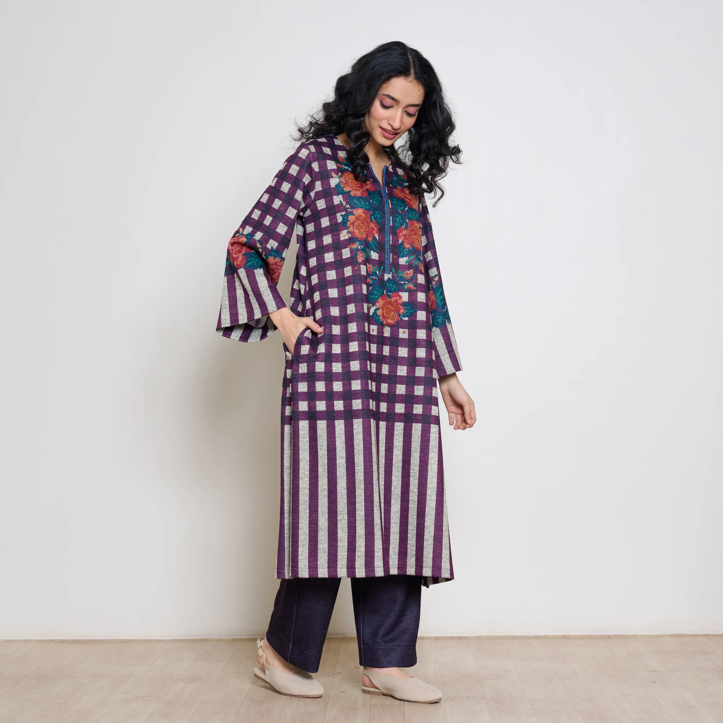 Evermore Woollen Hand Embroidered Kurta Set - Cherry Lacquer - Image 4