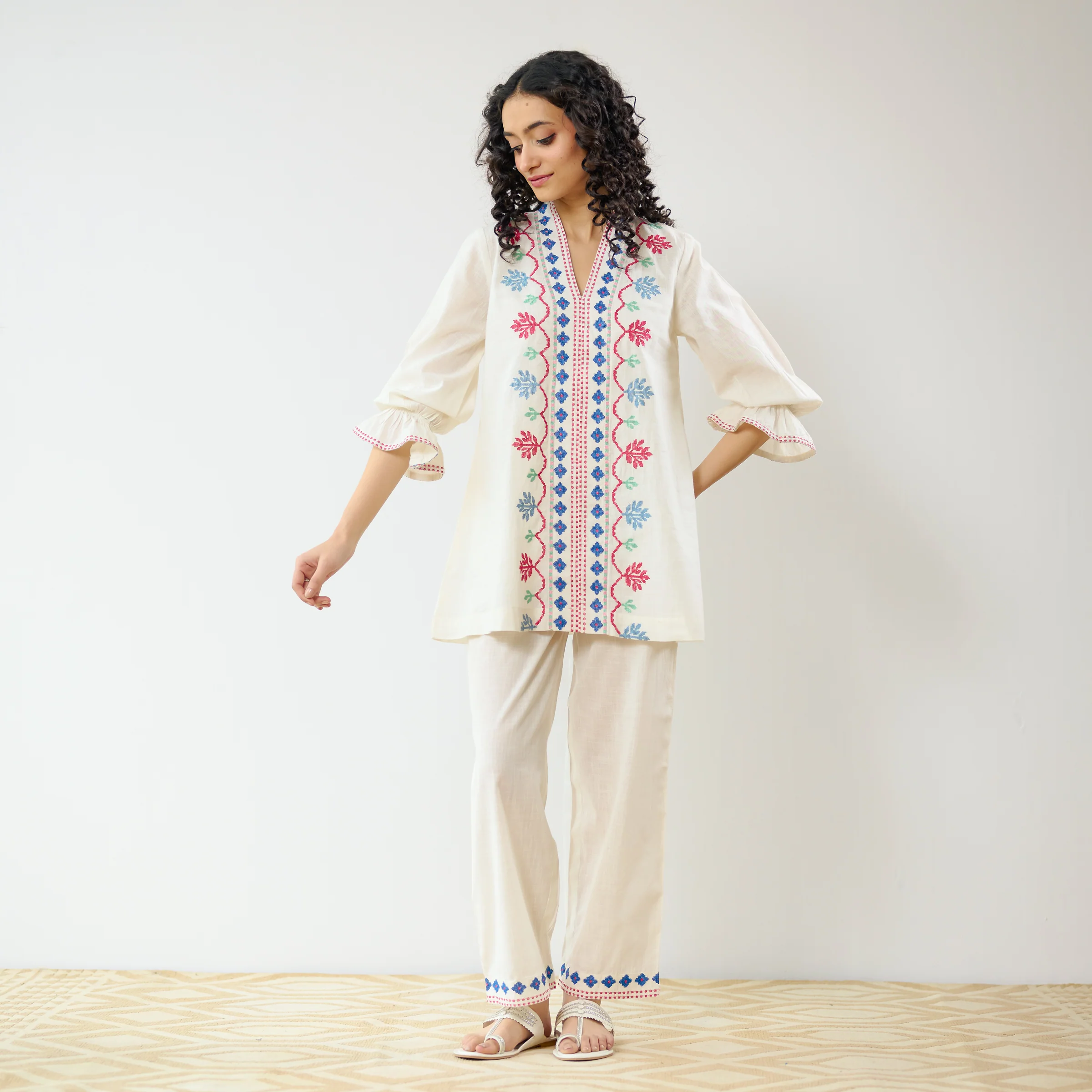 Flounce Sleeved Embroidered Slub Cotton Co-ord Set - White - Image 5