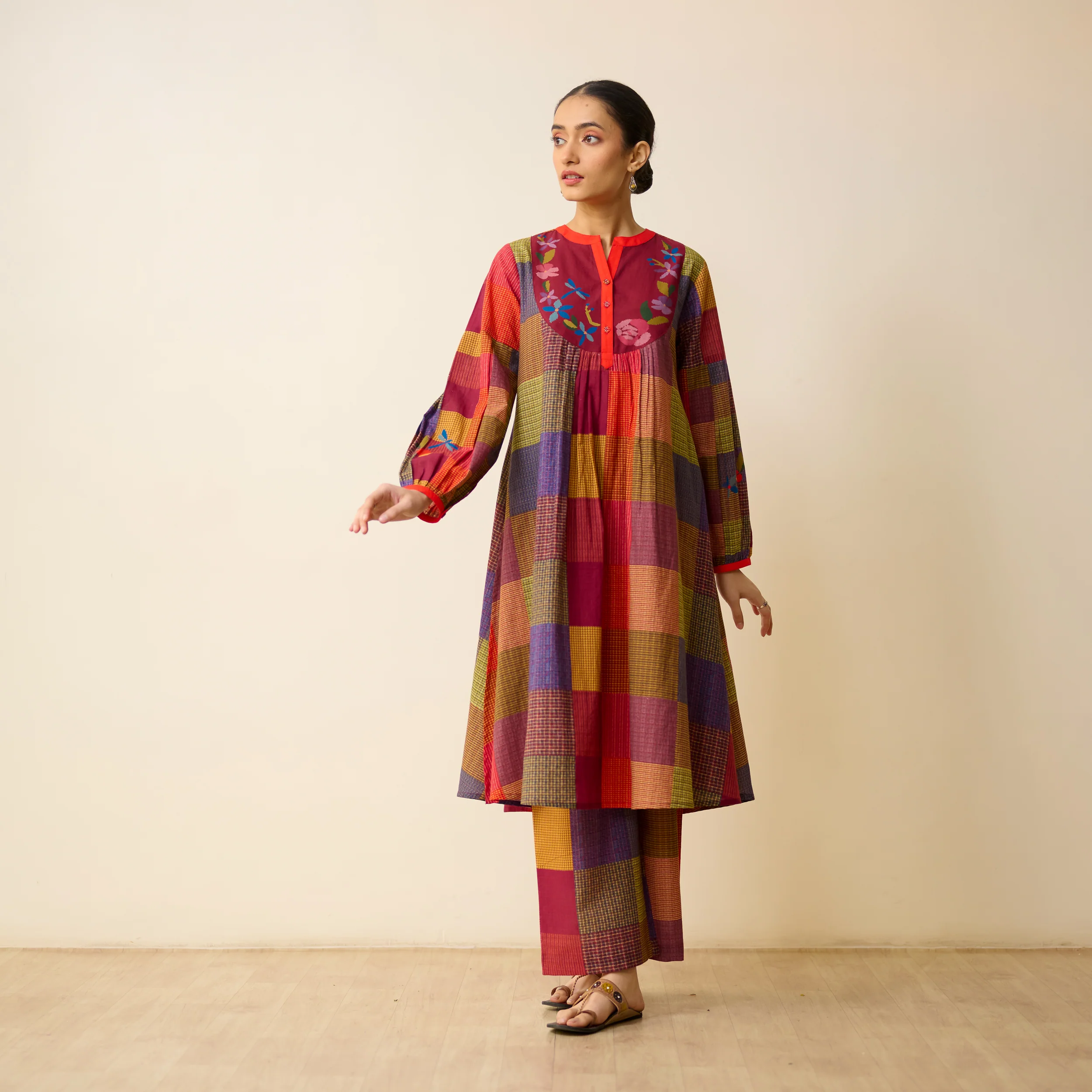 Garden Flora Fine Slub Cotton Kurta Set - Multicolour - Image 3