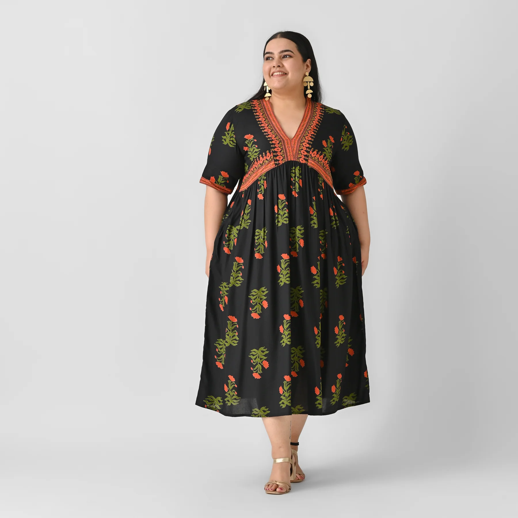 Gulbagh Black V Neck Dress - SOM - Image 2
