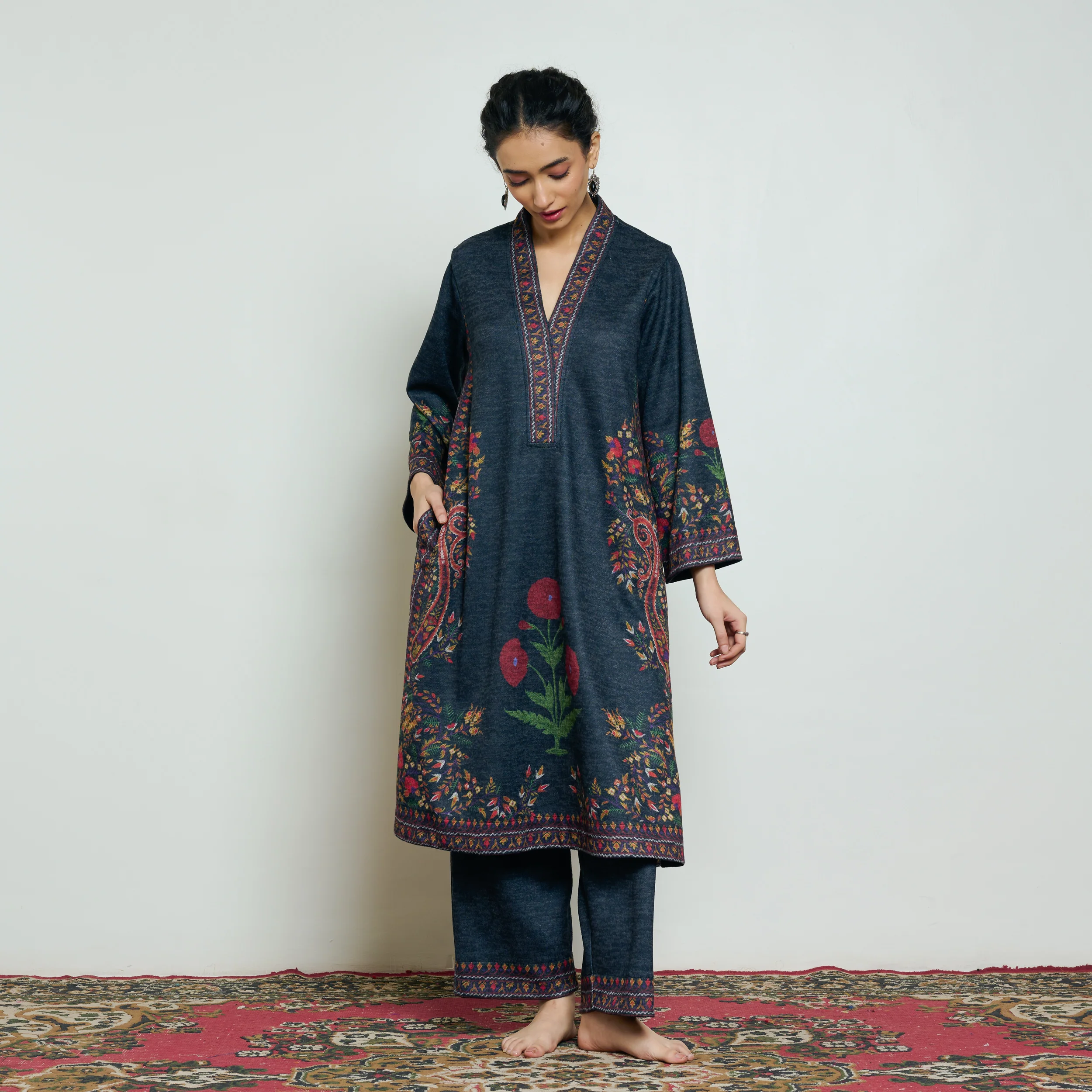 Gulmohar Woollen Kurta Set - Charcoal - Image 5
