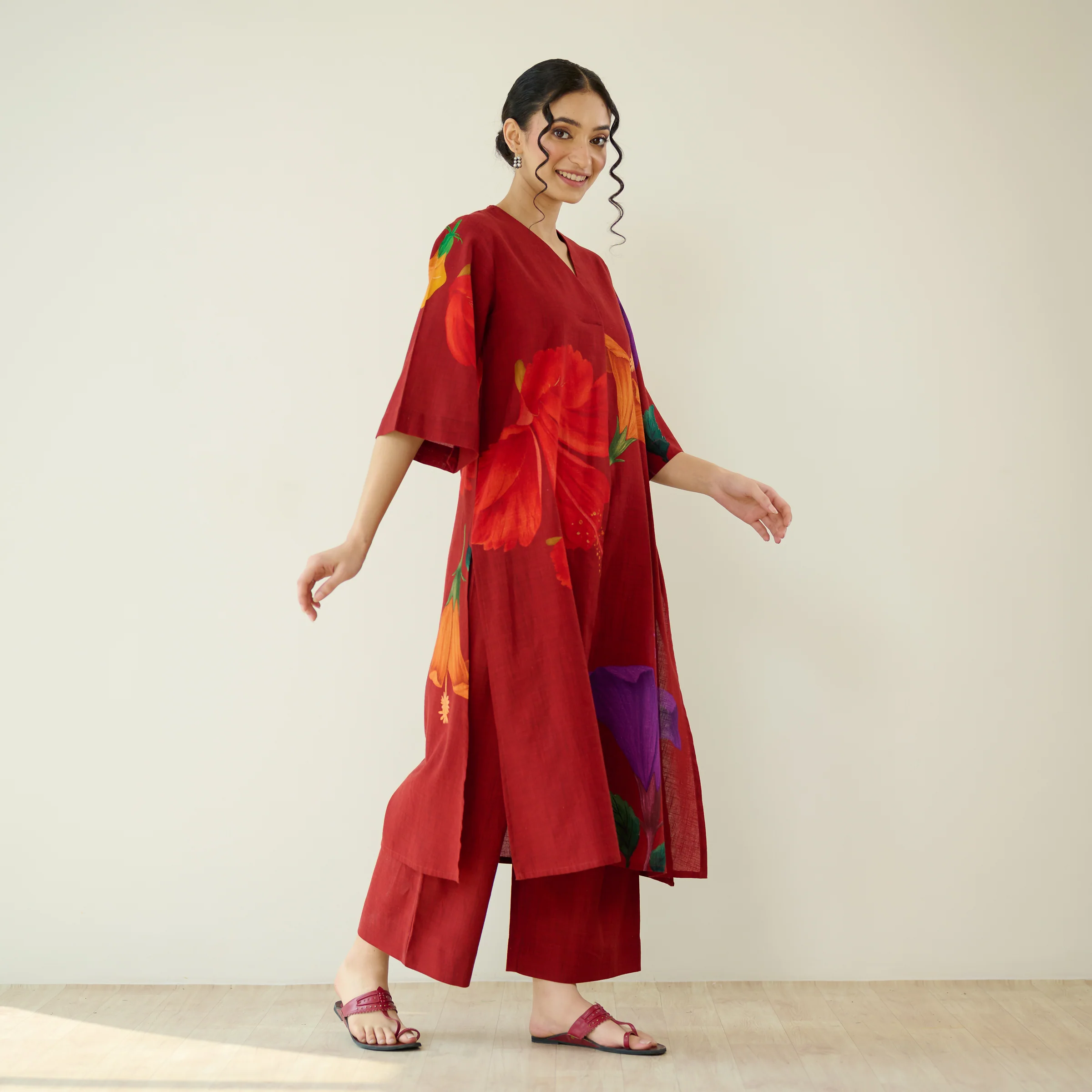 Hibiscus Slub Cotton Kurta Set - Cherry Red - Image 6