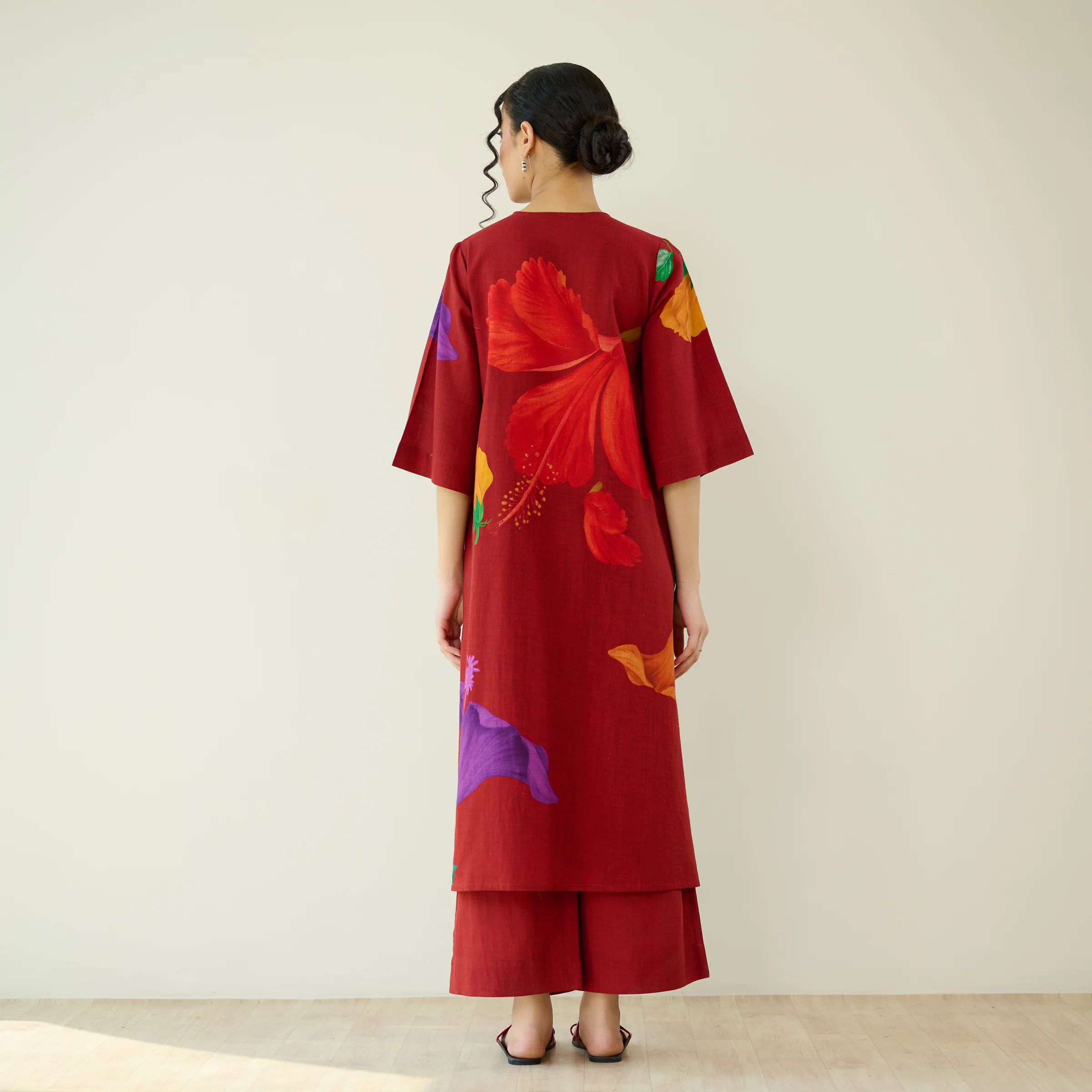 Hibiscus Slub Cotton Kurta Set - Cherry Red - Image 7