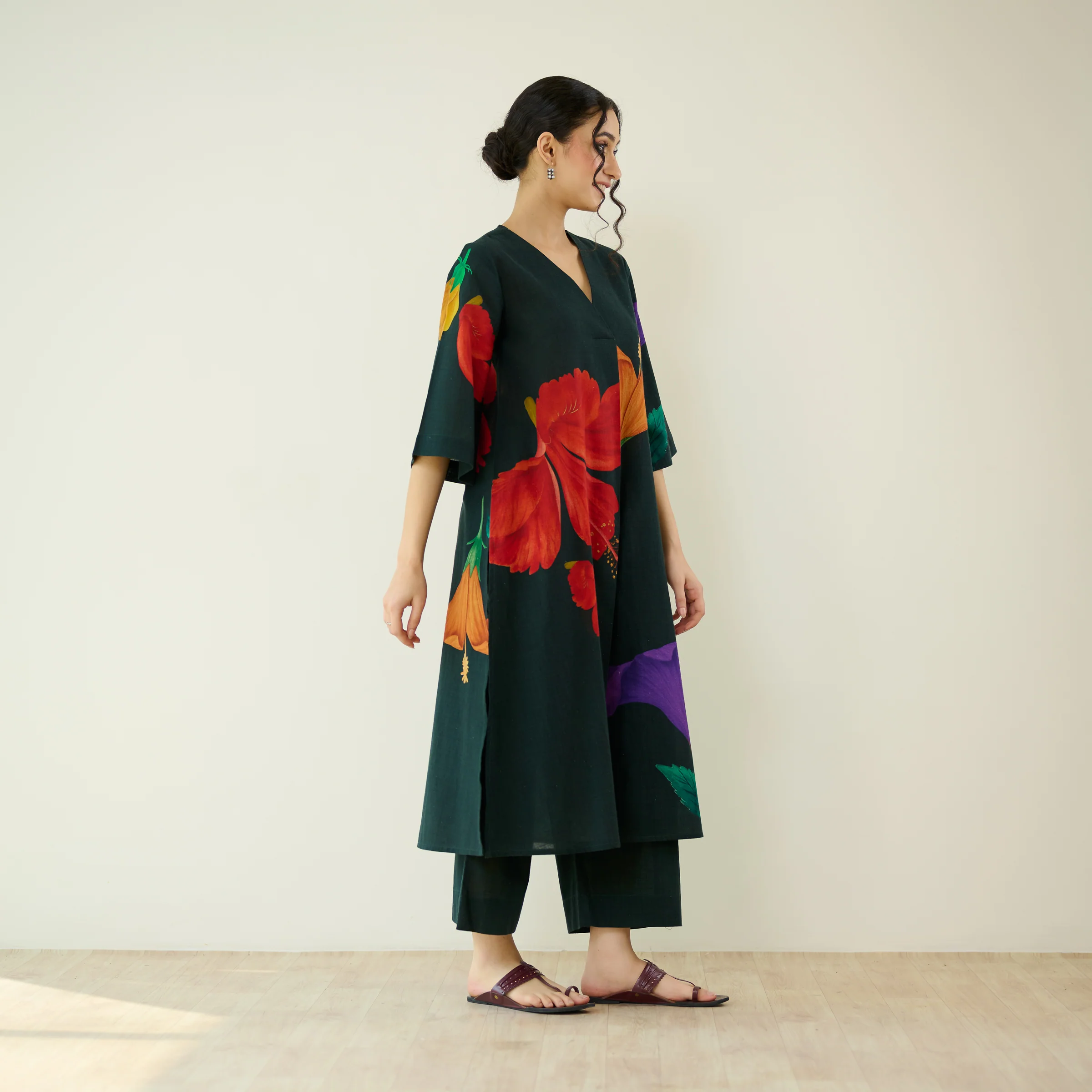 Hibiscus Slub Cotton Kurta Set - Emerald Green - Image 6