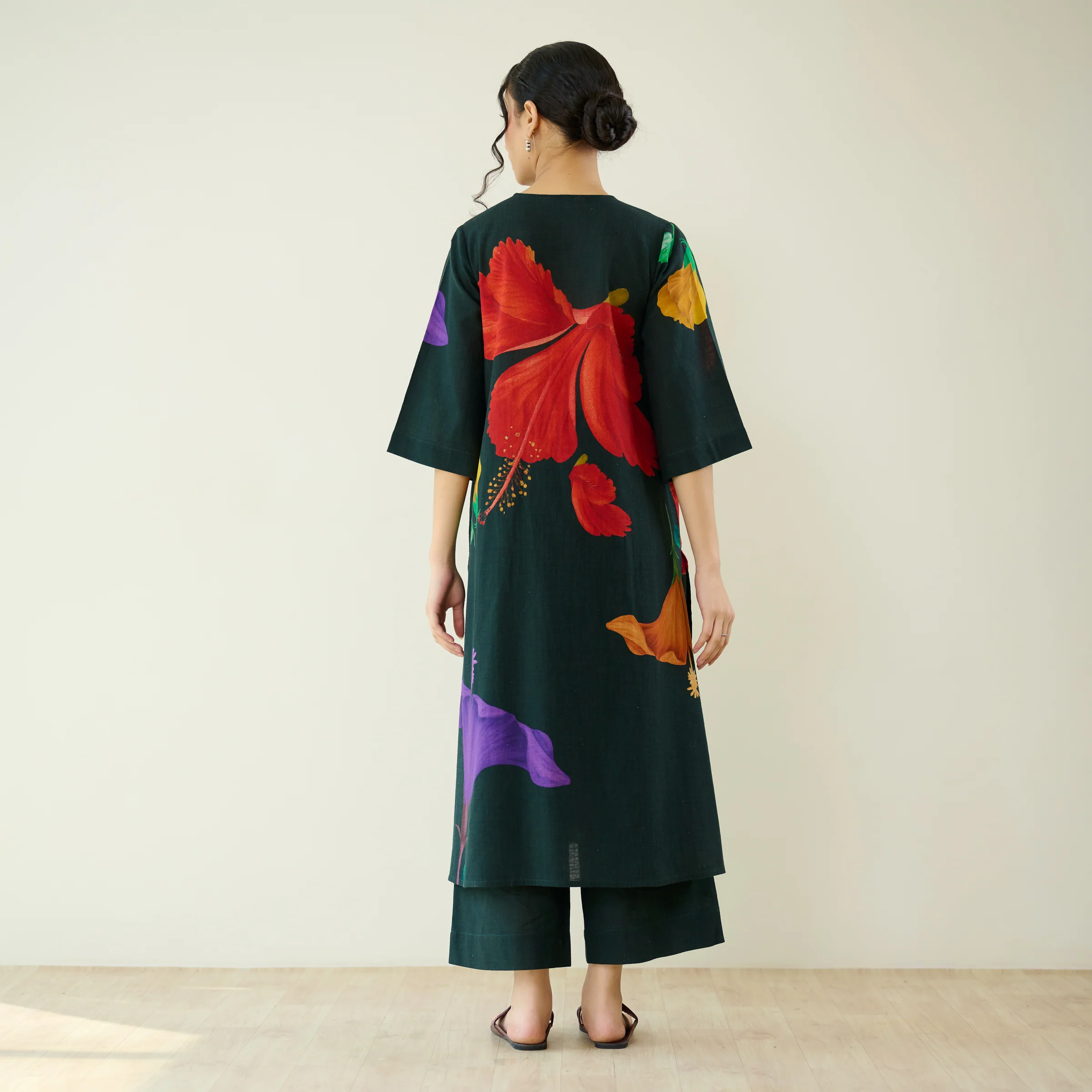 Hibiscus Slub Cotton Kurta Set - Emerald Green - Image 7