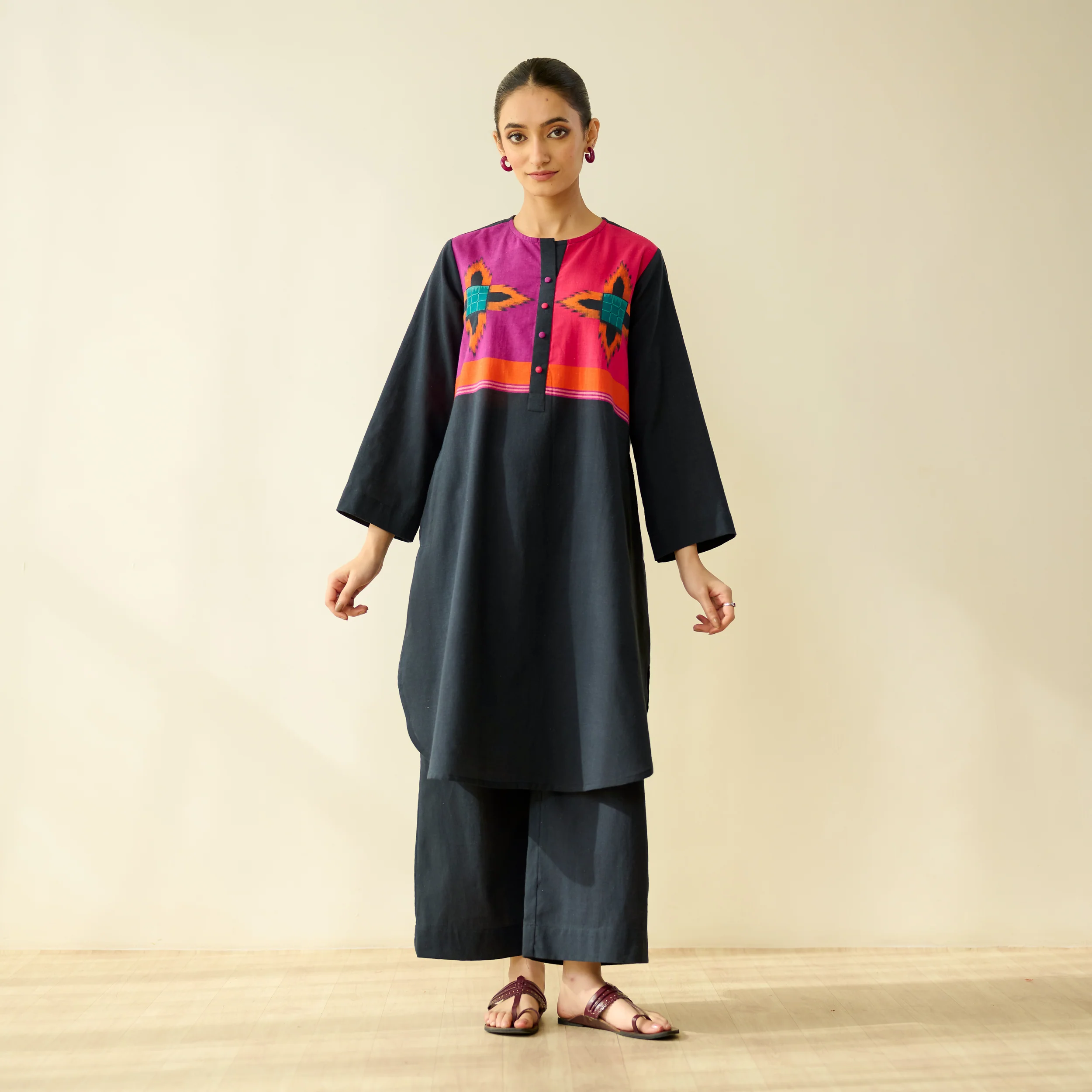 Ikatra Pure Slub Cotton Kurta Set - Black - Image 10