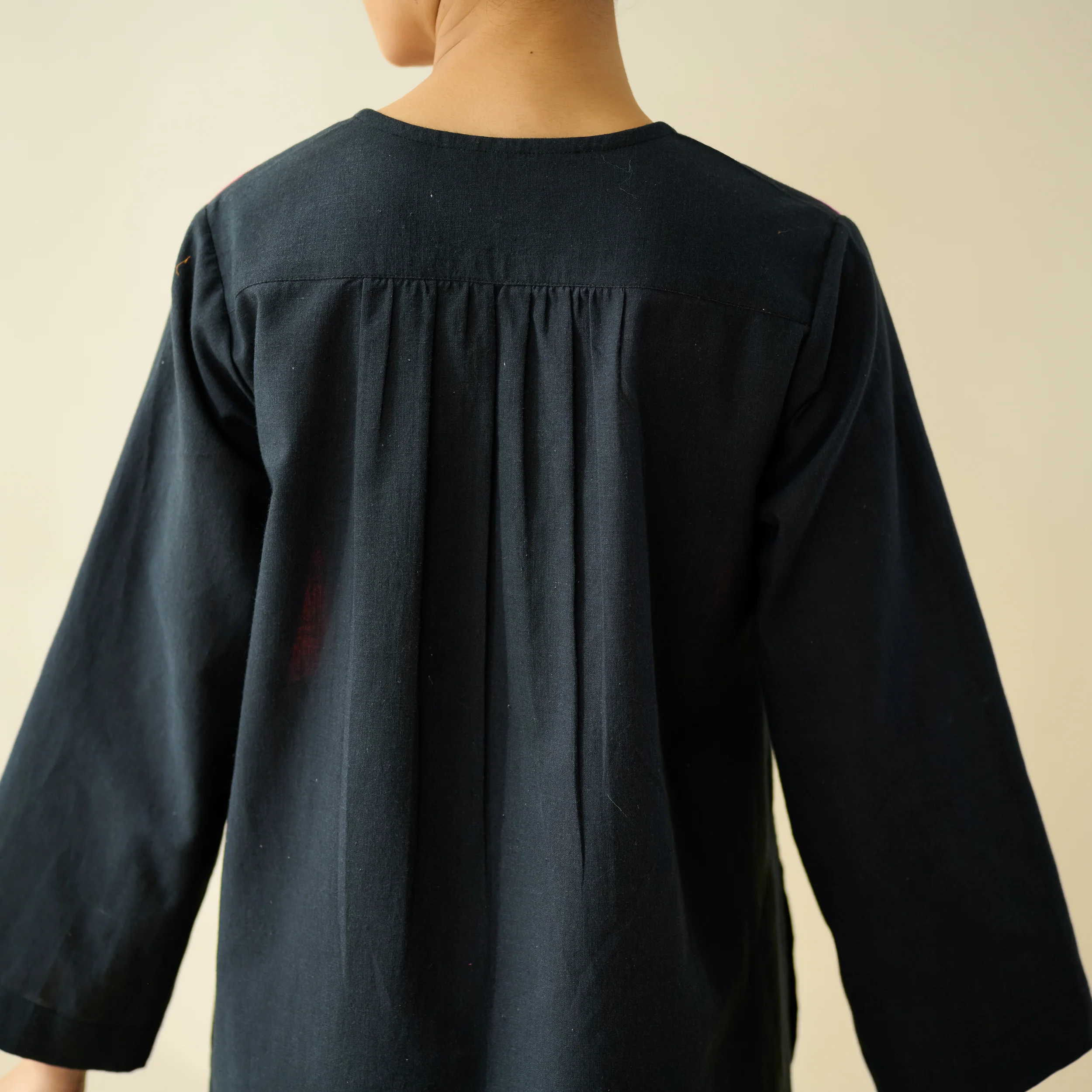 Ikatra Pure Slub Cotton Kurta Set - Black - Image 9