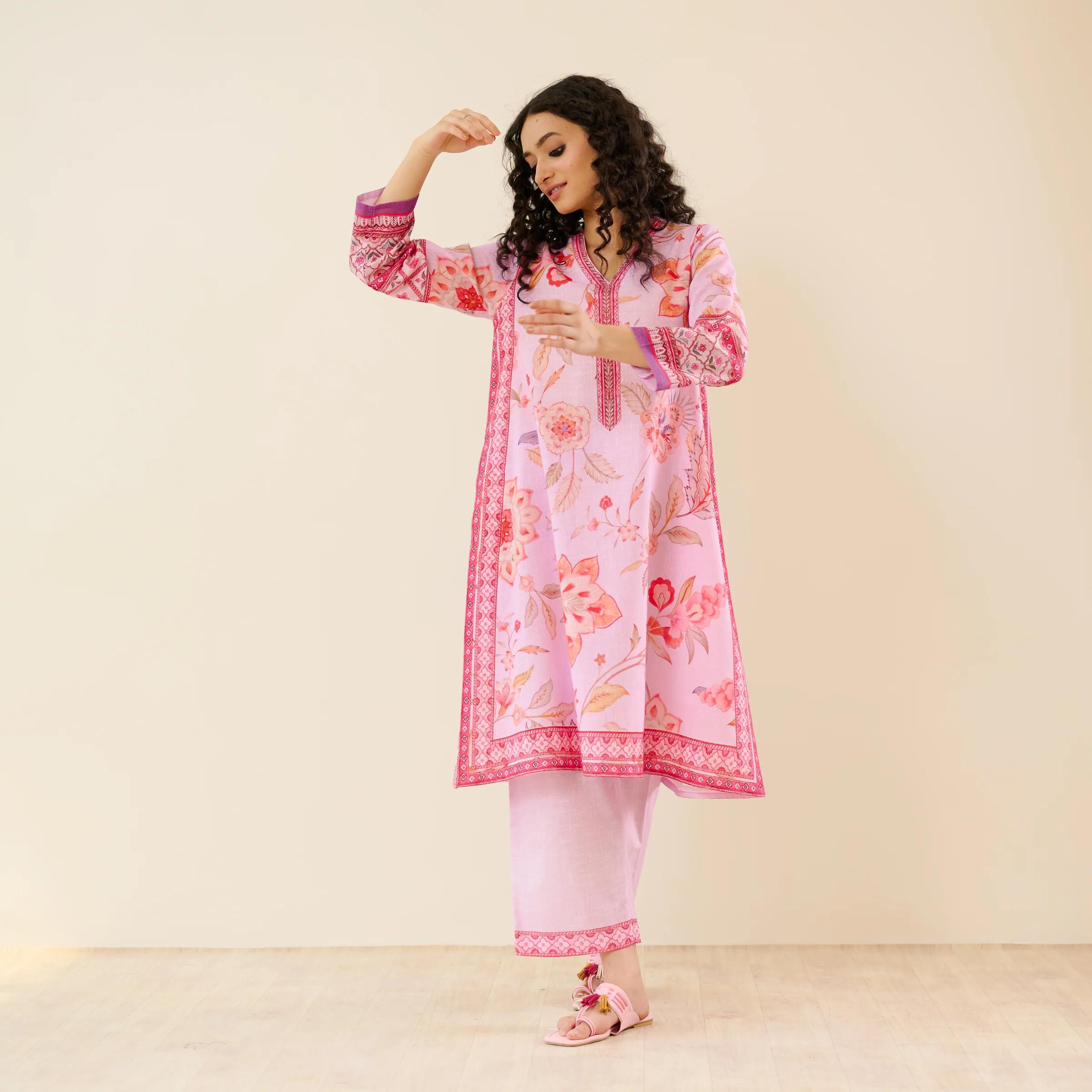 In Full Bloom Slub Cotton Kurta Set - Lavender - Image 4
