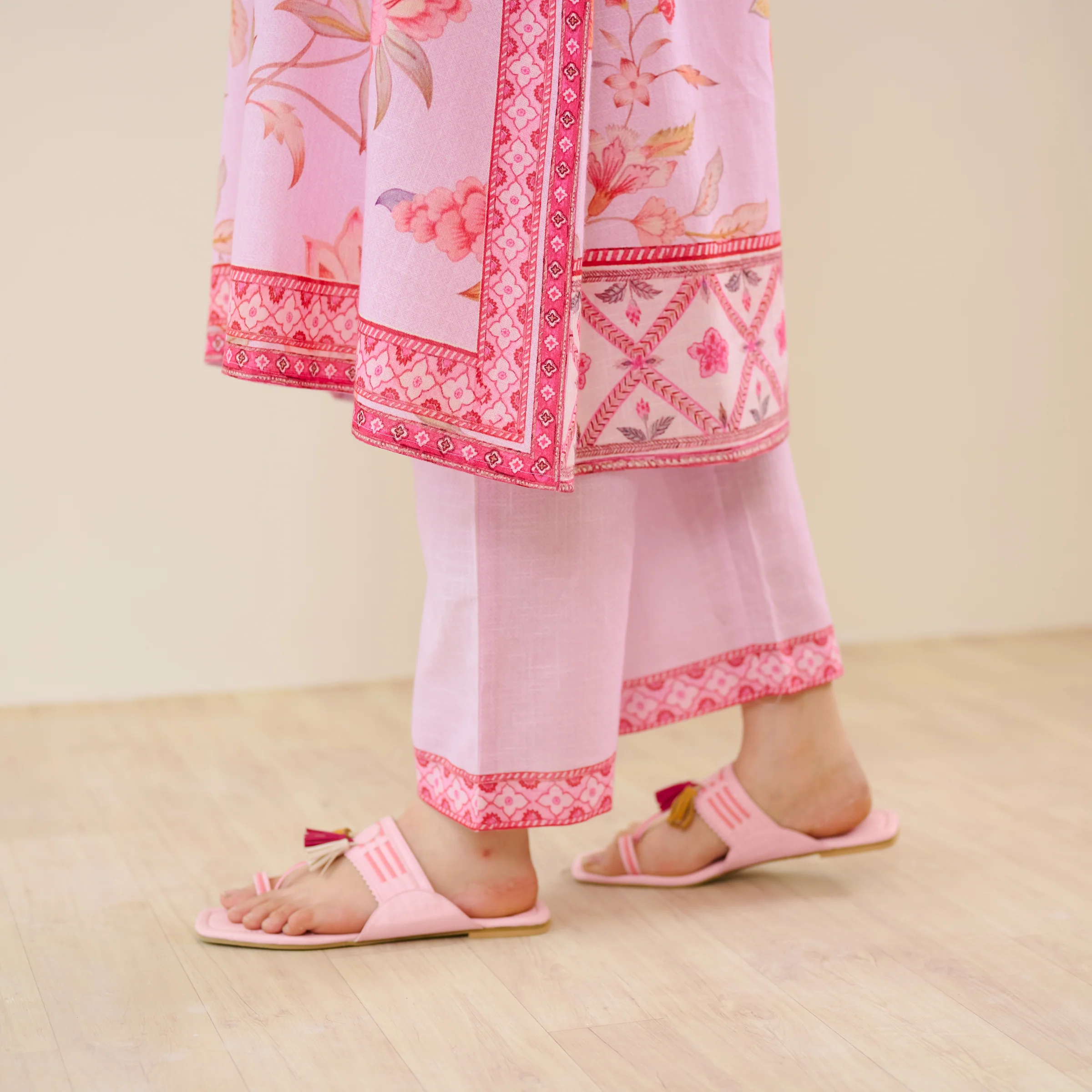 In Full Bloom Slub Cotton Kurta Set - Lavender - Image 9