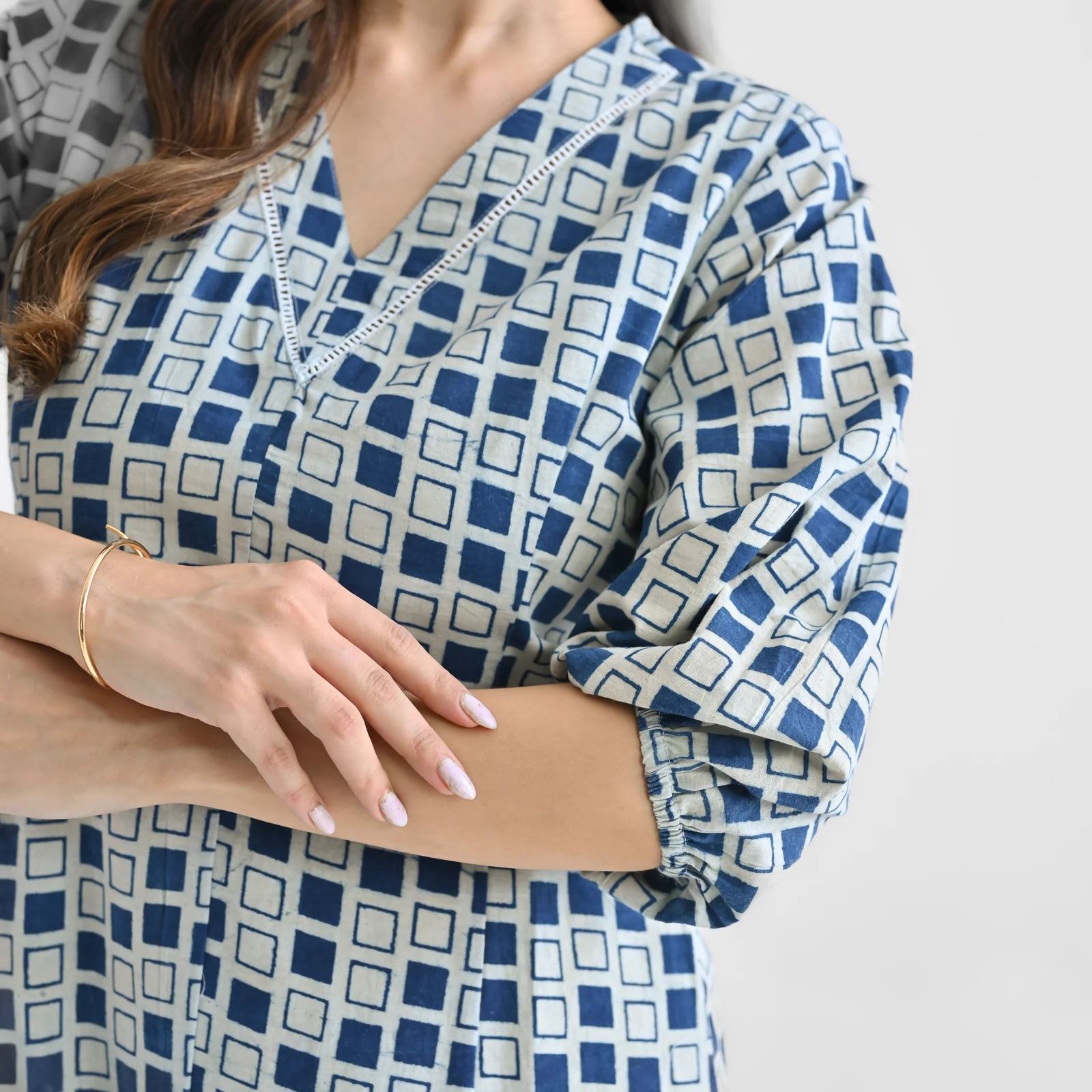 Indigo Contemporary Akola Dabu Inspired Cotton Dress with V Neckline & Lace Detail - Image 8