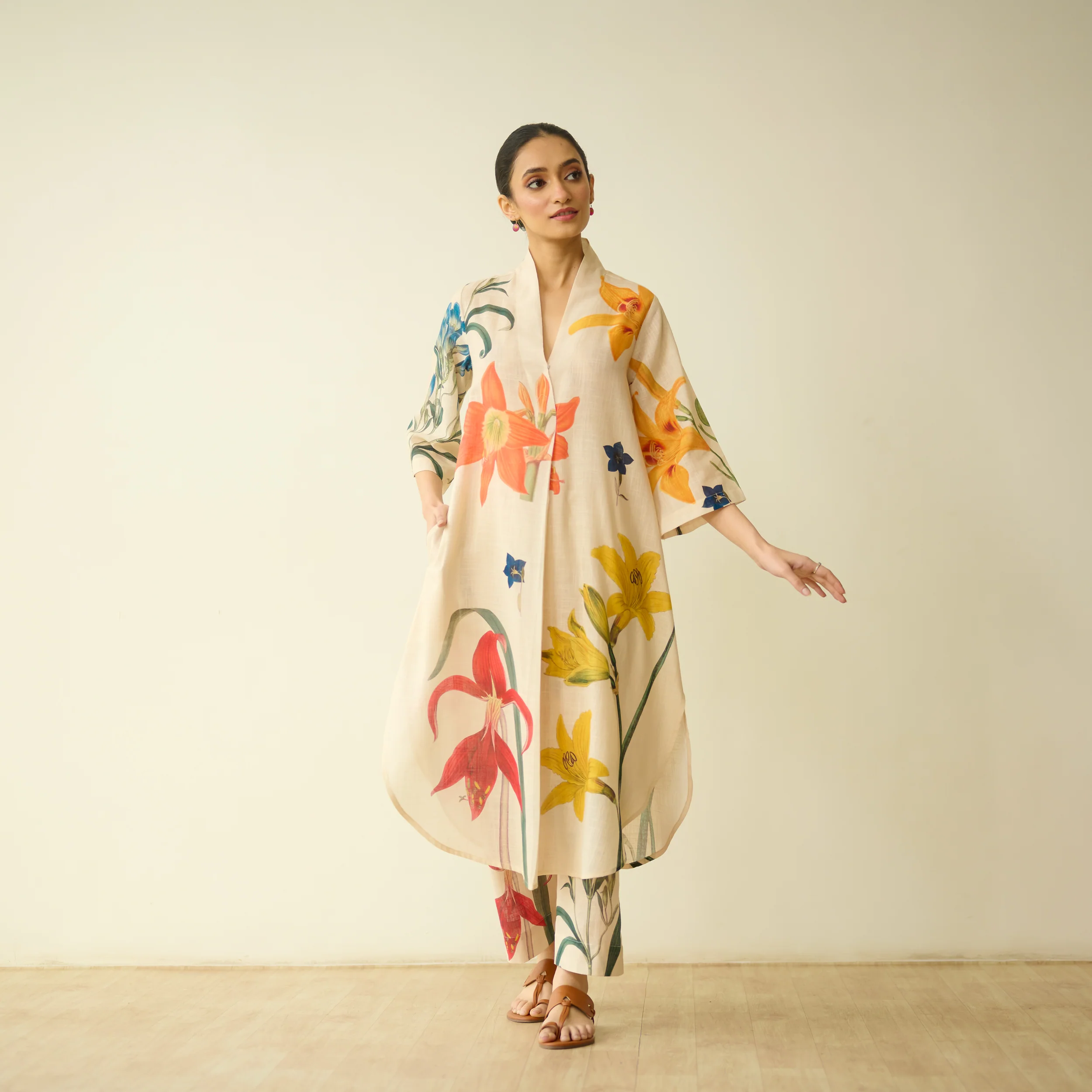 Into the Wilderness Slub Cotton Kurta Set - Cream White - Image 4