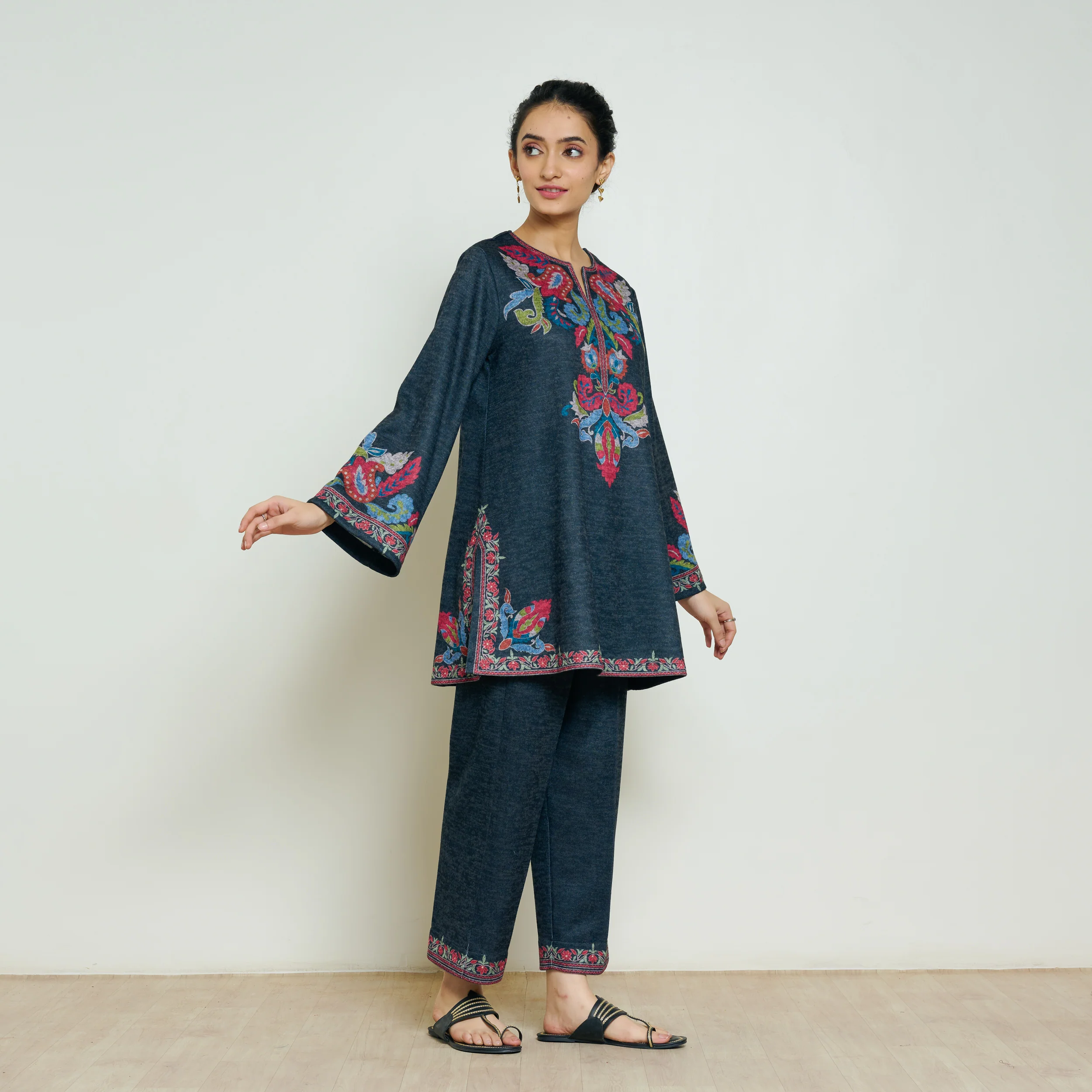 Kashmira Woollen Coord Set - Charcoal - Image 4