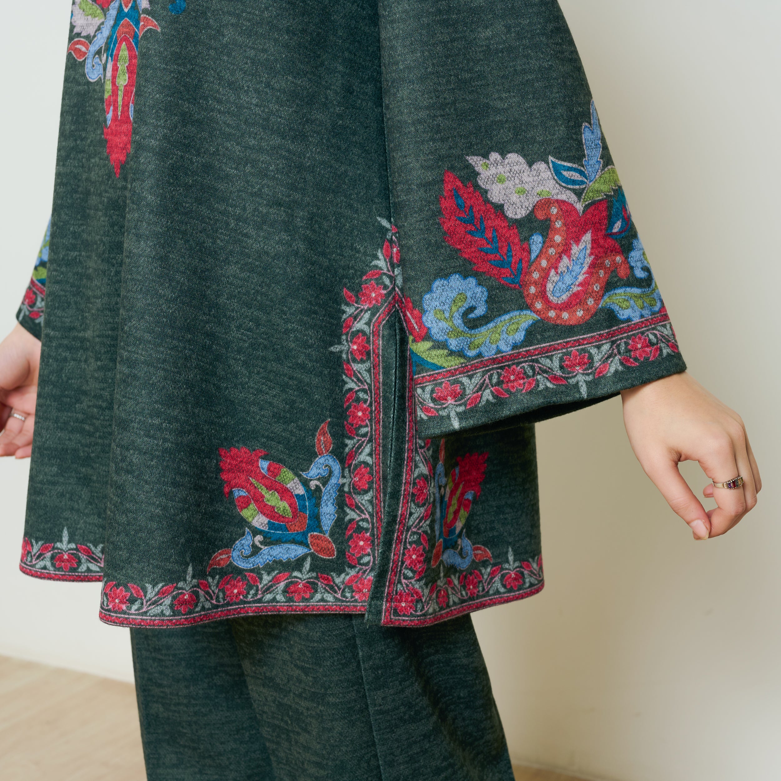 Kashmira Woollen Kurta - Forest Green - Image 7