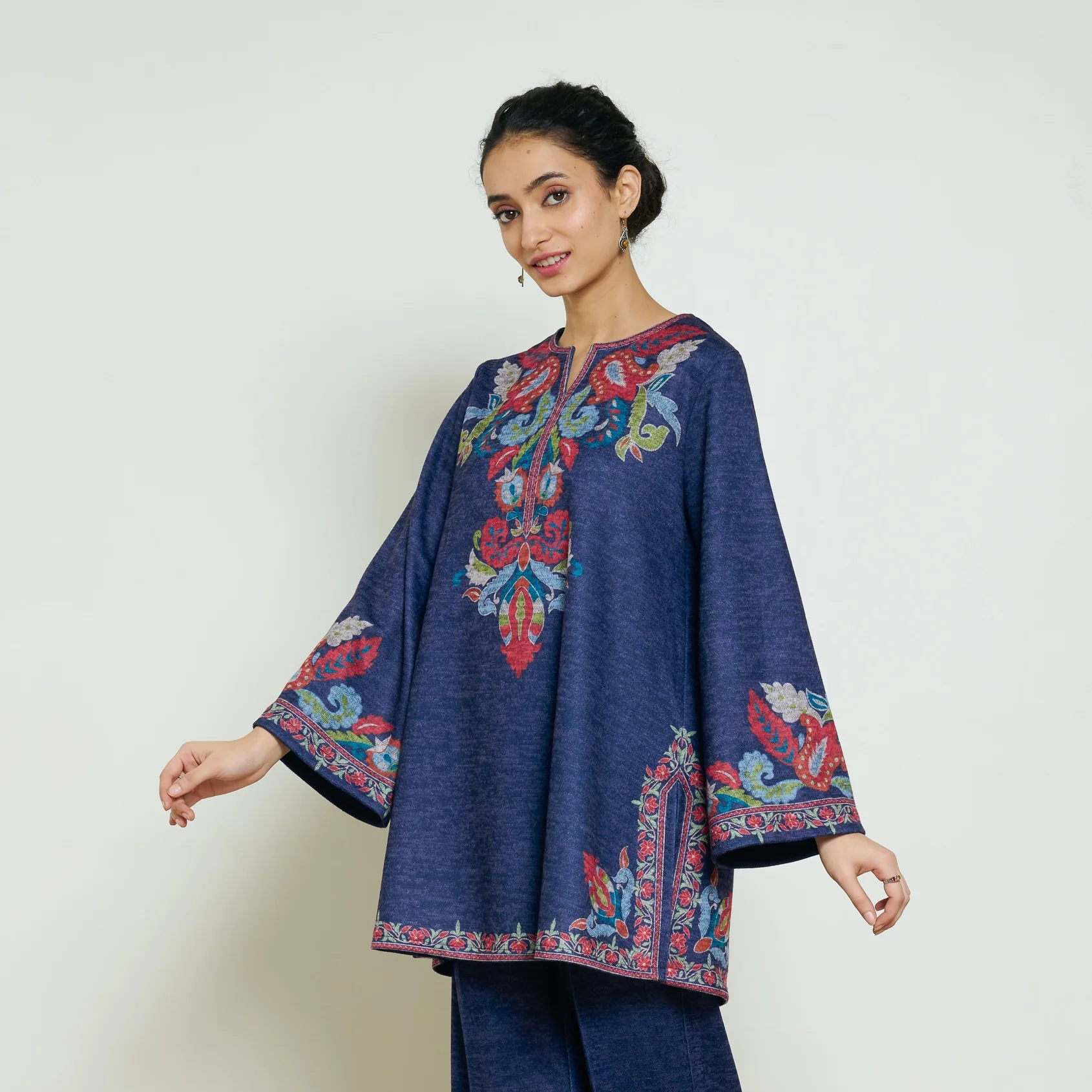 Kashmira Woollen Kurta - Navy Blue - Image 4