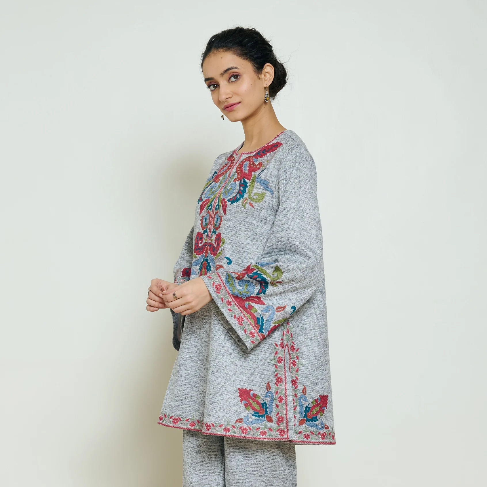 Kashmira Woollen Kurta - Snow Grey - Image 4