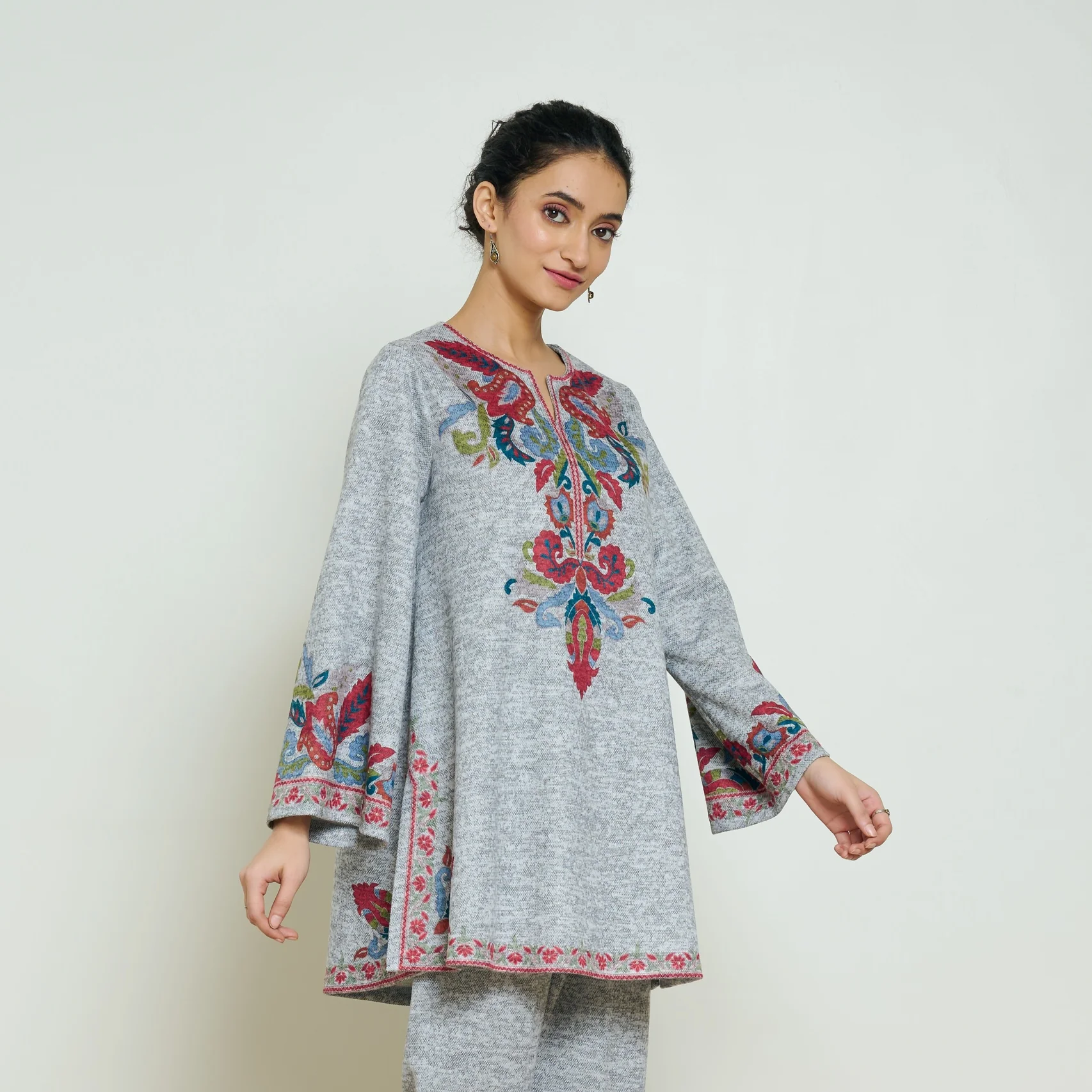 Kashmira Woollen Kurta - Snow Grey - Image 5
