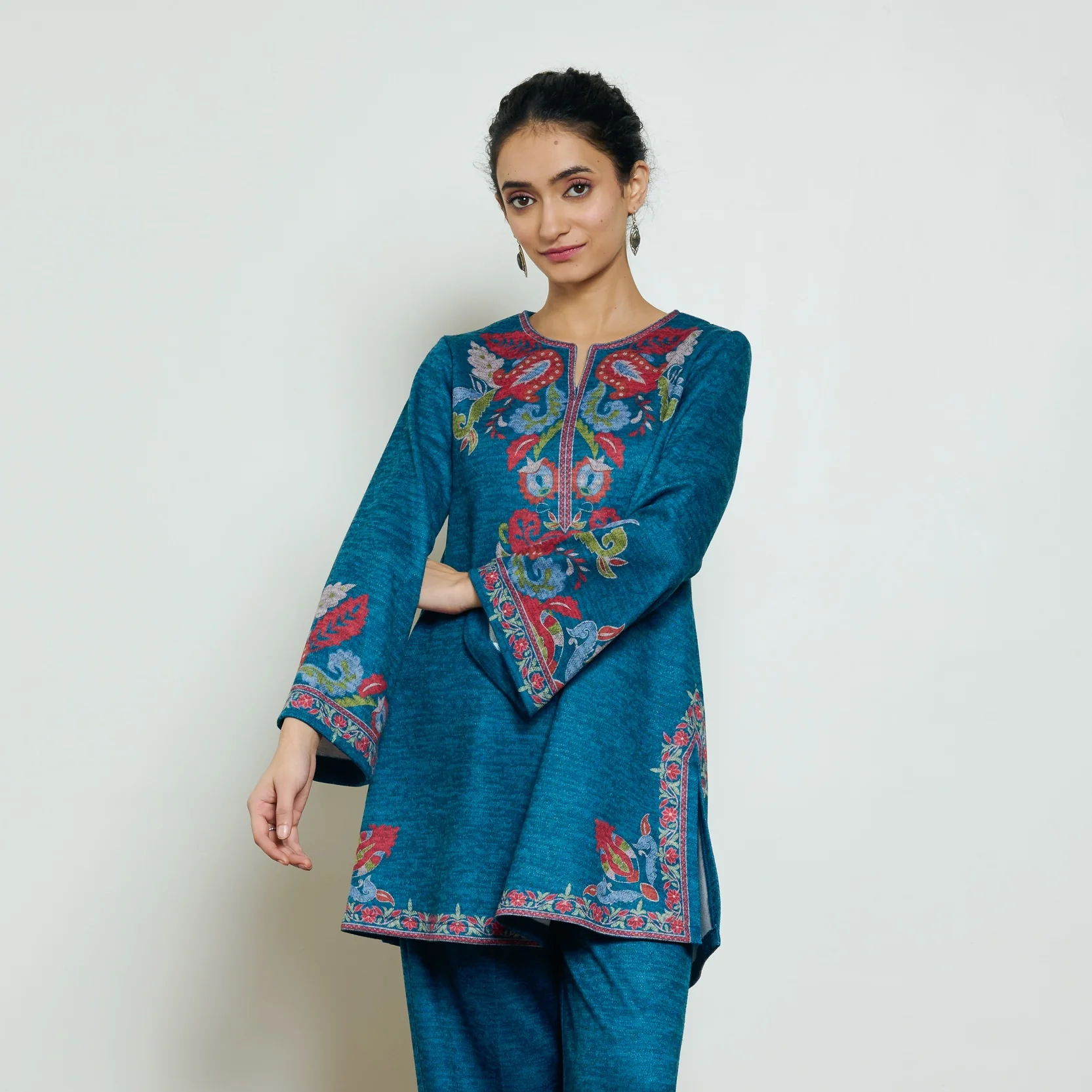 Kashmira Woollen Kurta - Transformative Teal