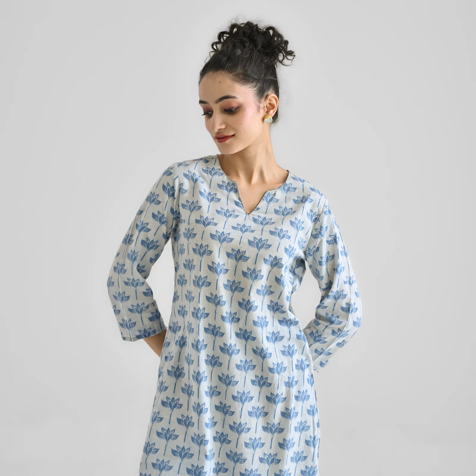 Light Blue Lotus Dabu Inspired Cotton Co-ord Set with Notch Neckline - Image 4