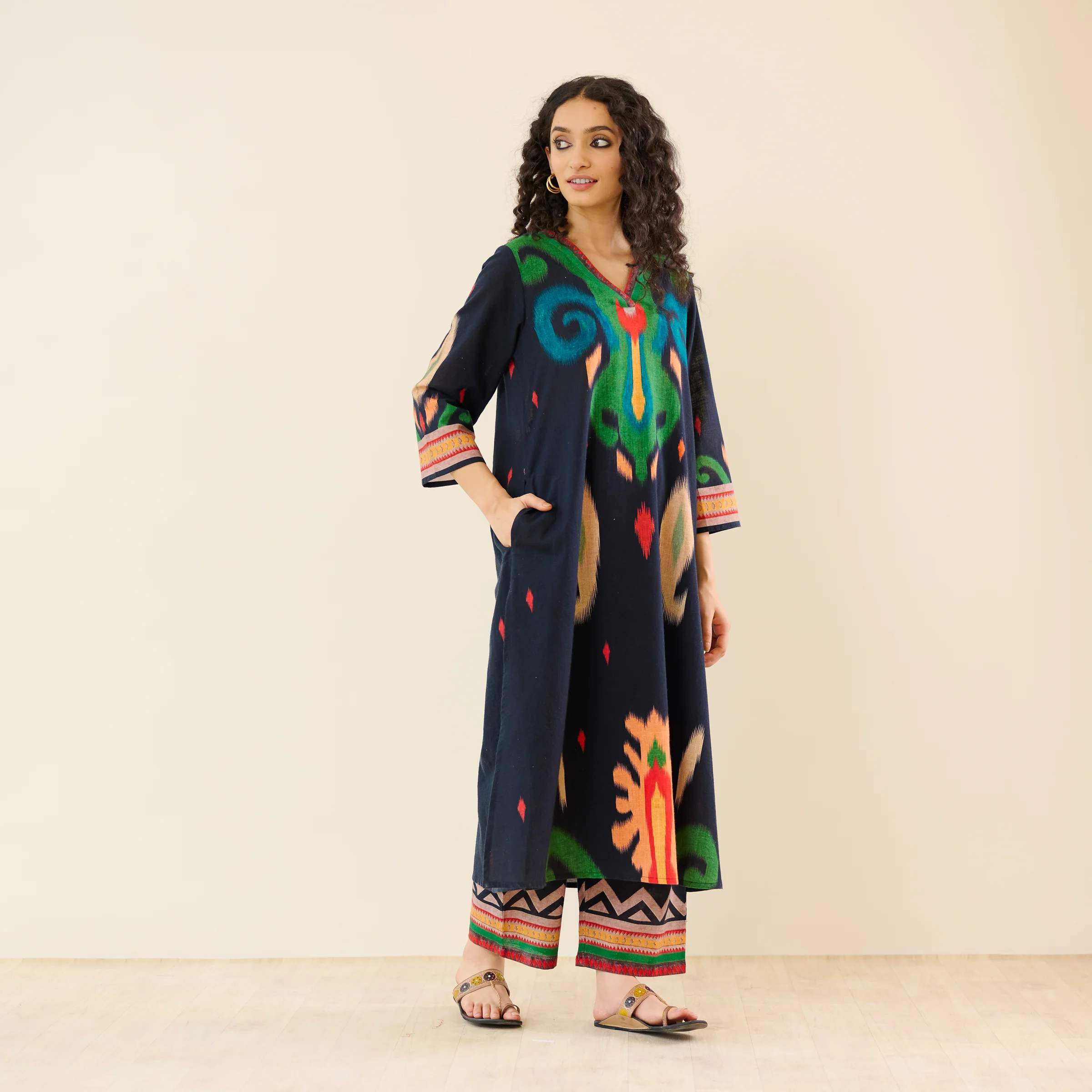 Loomlight Slub Cotton Ikat Inspired Kurta Set - Black - Image 10