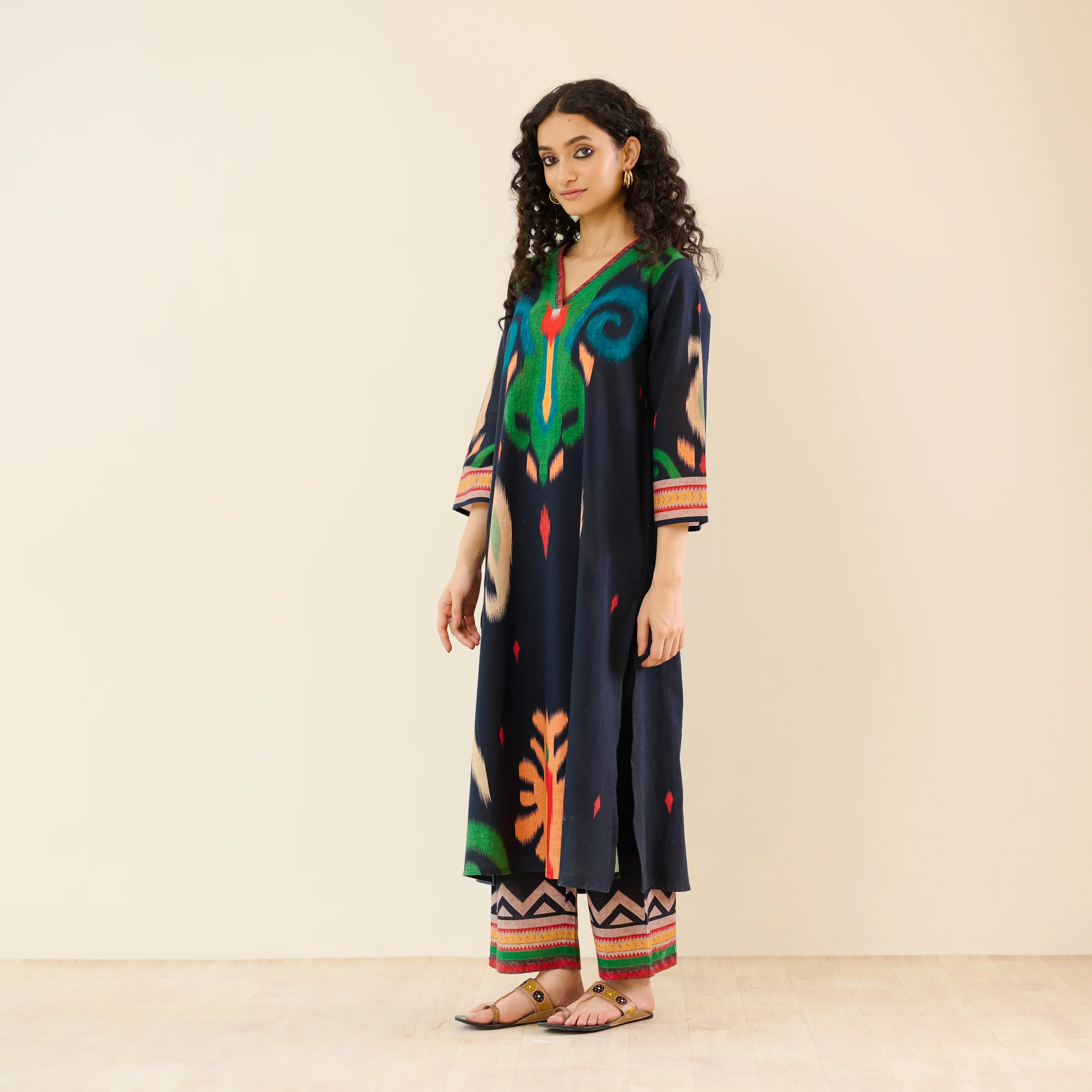 Loomlight Slub Cotton Ikat Inspired Kurta Set - Black - Image 9