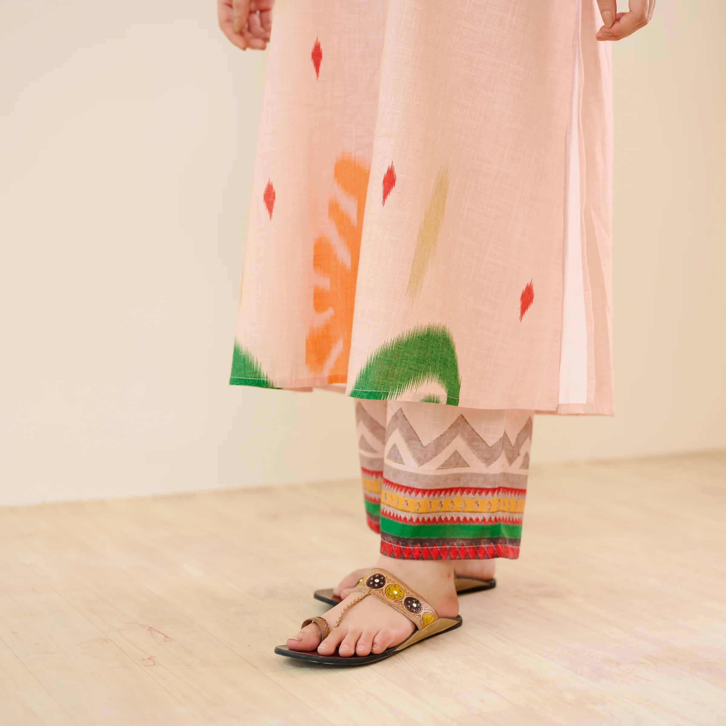 Loomlight Slub Cotton Ikat Inspired Kurta Set - Peach - Image 6
