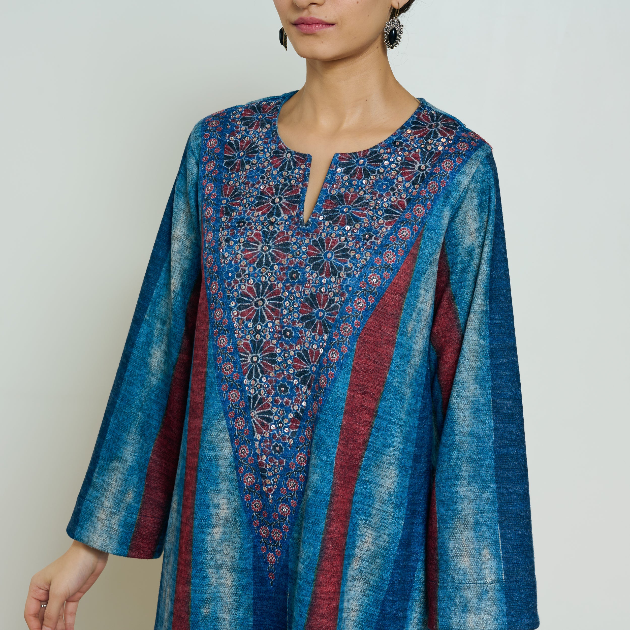 Lumora Hand Embroidered Woollen Kurta - Indigo Blue - Image 10