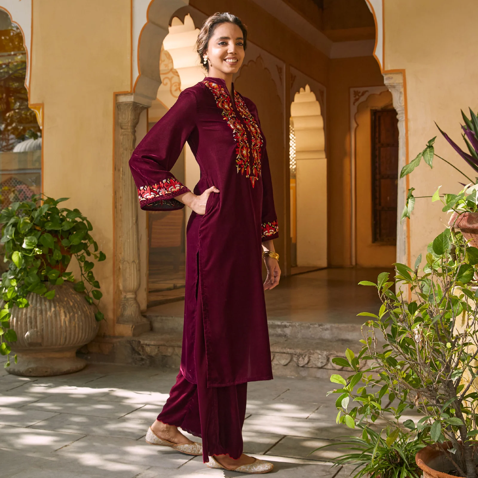 Magenta Velvet Floral Embroidered Kurta - Image 7