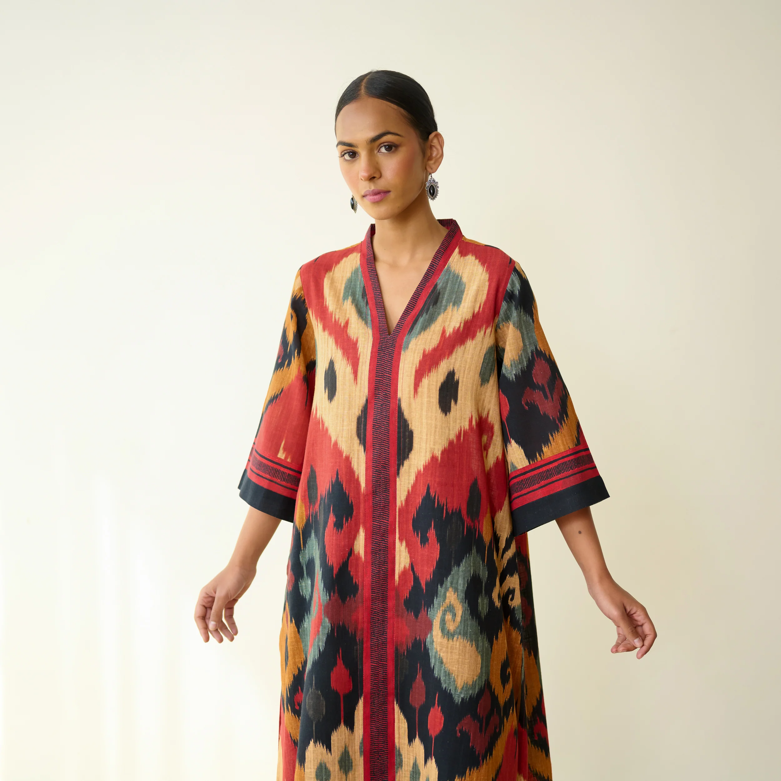 Maheeka Slub Cotton Kurta - Black - Image 6