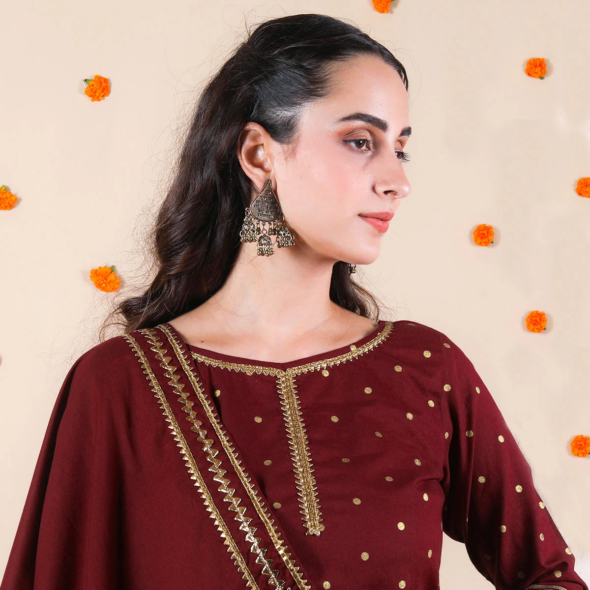 Maroon Bindi Kurta Set with Dupatta & Gota Work - Image 3