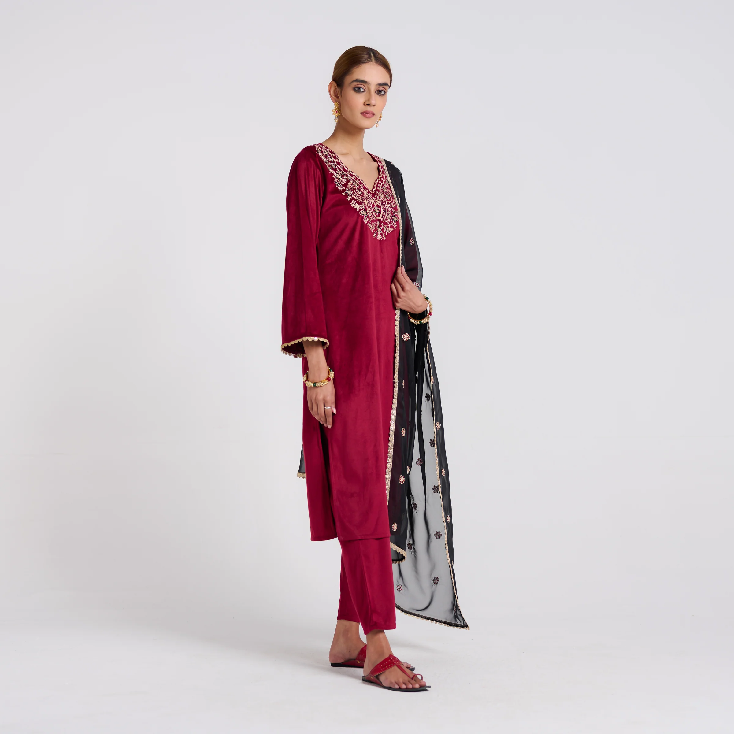 Maroon Blue Embroidered Amara Velvet Kurta Set with Dupatta - Image 5