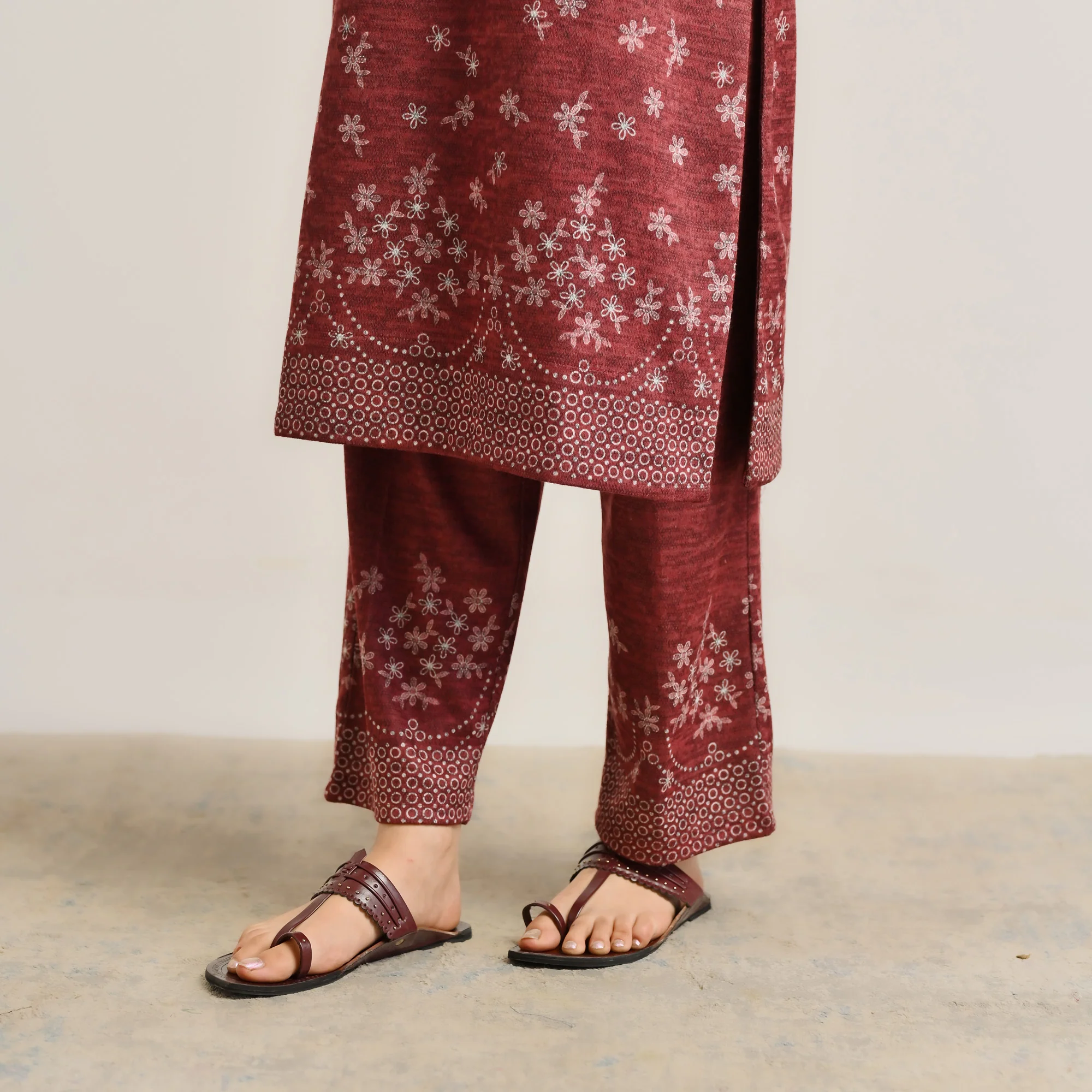 Maroon Contemporary Woollen Kurta with Lace Detail - Image 5