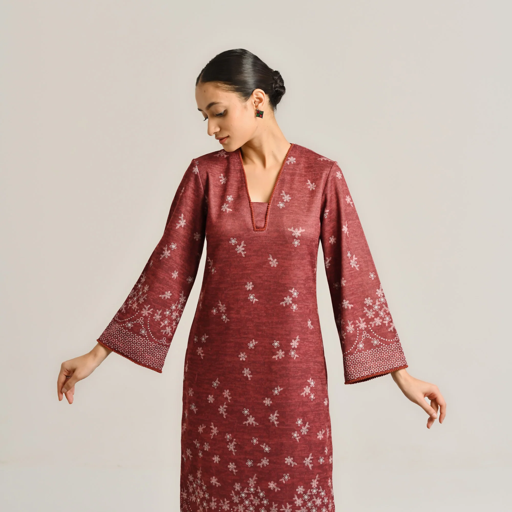 Maroon Contemporary Woollen Kurta with Lace Detail - Image 7