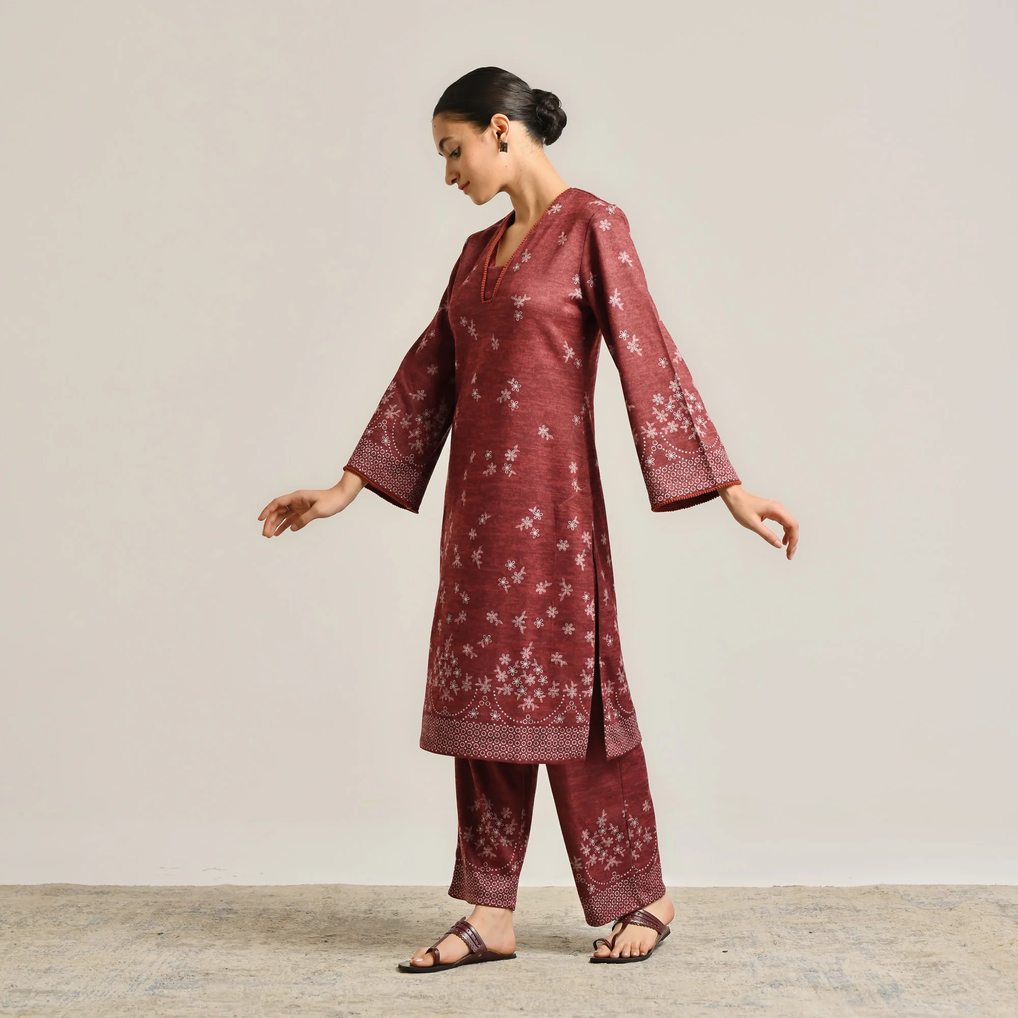 Maroon Contemporary Woollen Kurta with Lace Detail - Image 8