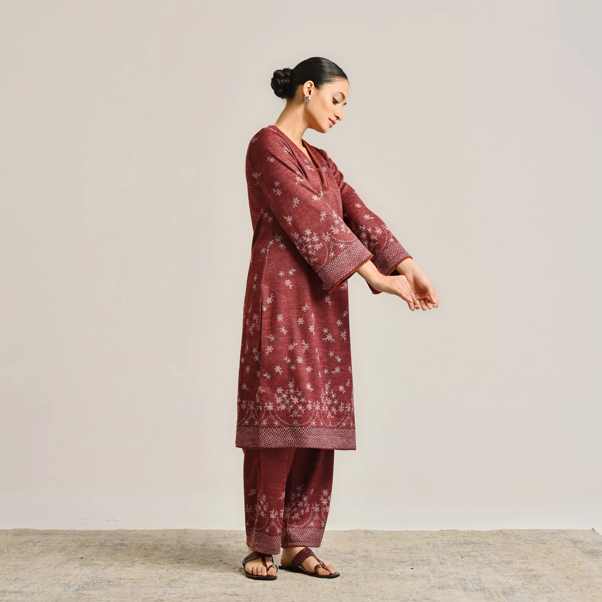 Maroon Contemporary Woollen Kurta with Lace Detail - Image 9