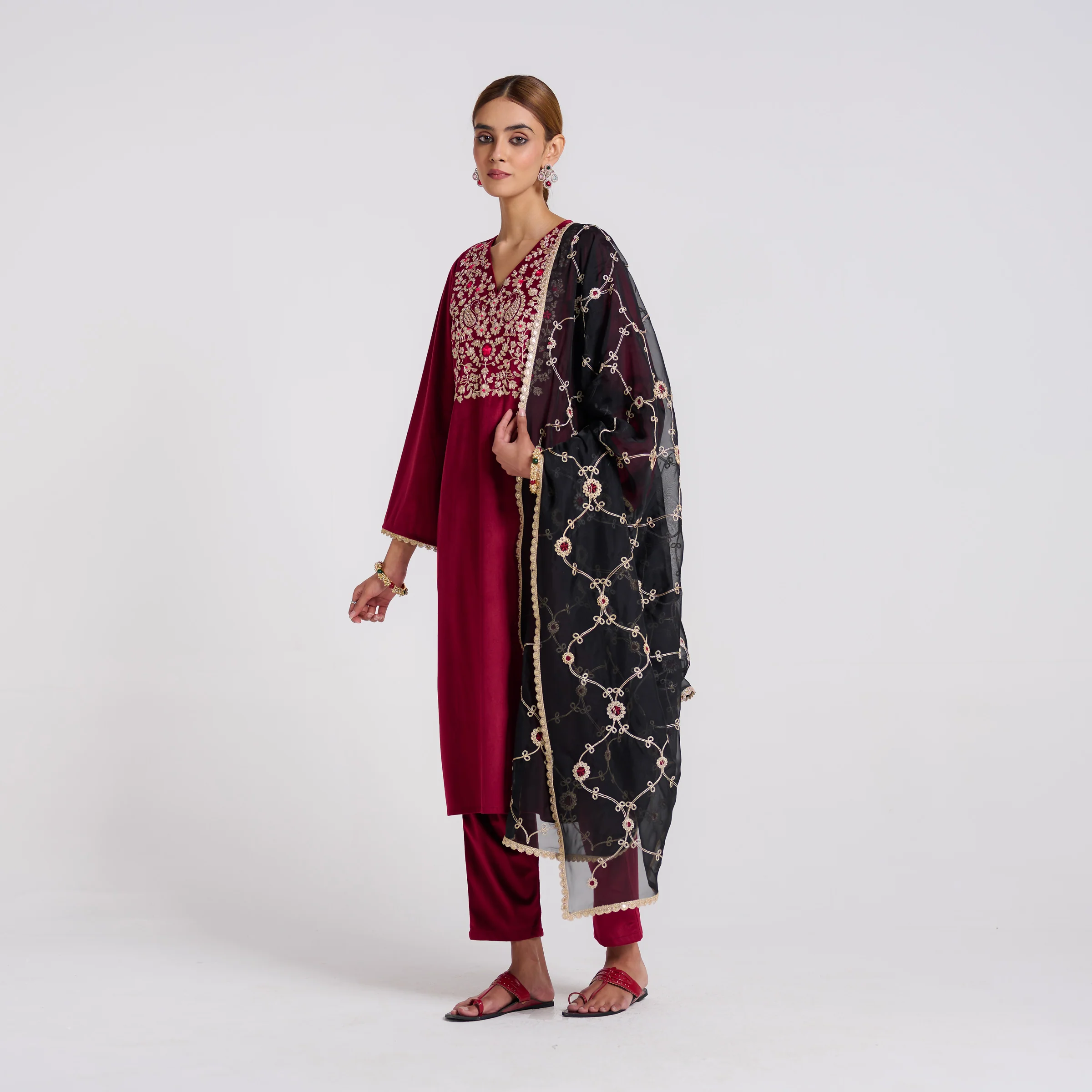 Maroon Embroidered Gulzaar Velvet Set with Dupatta - Image 4
