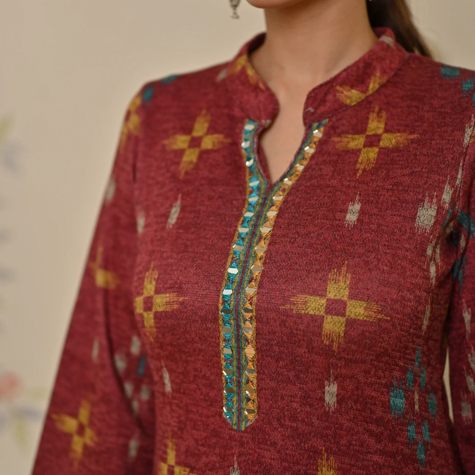 Maroon Embroidered & Ikat Printed Woollen Kurta - Image 2