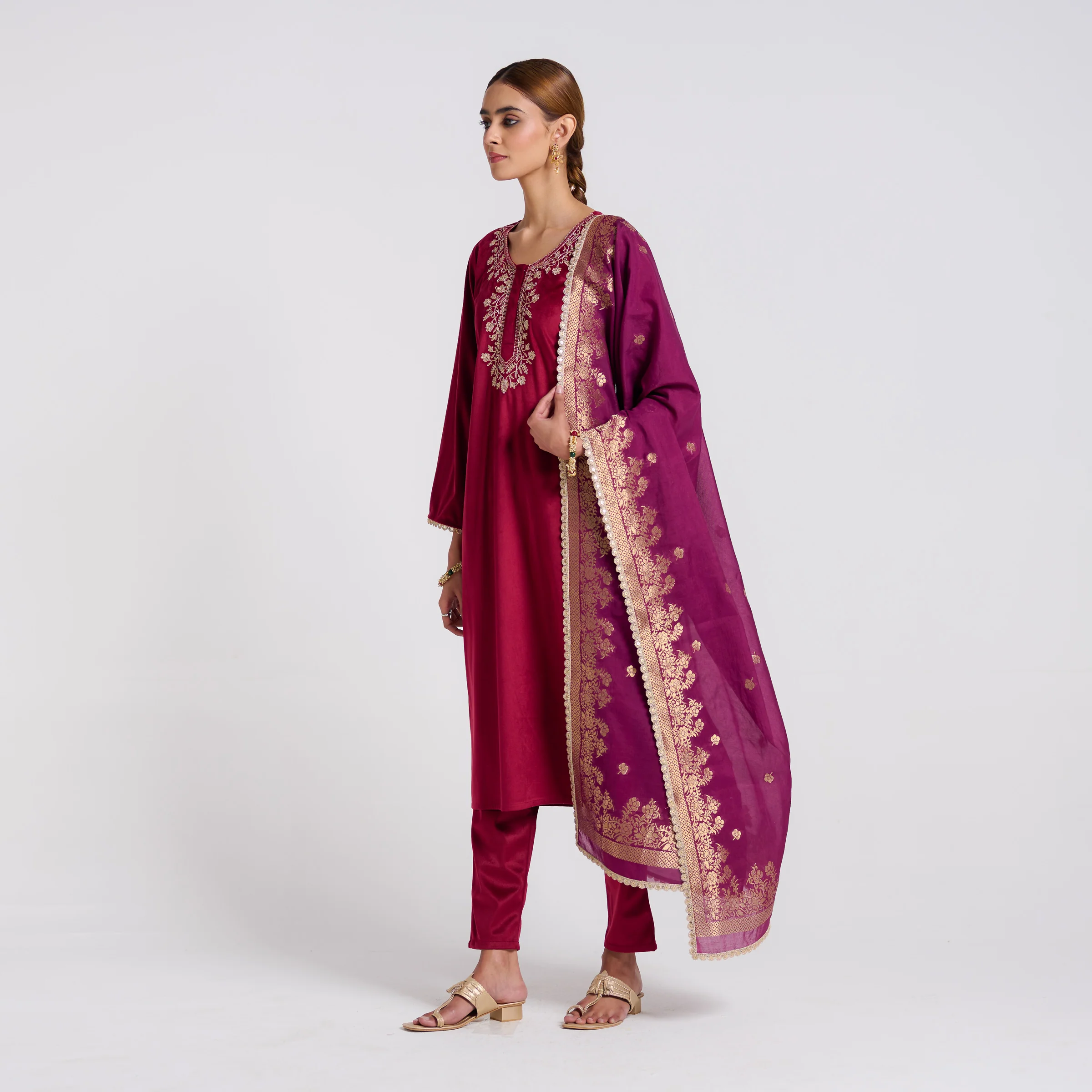 Maroon Embroidered Noor Velvet Set with Brocade Dupatta - Image 4