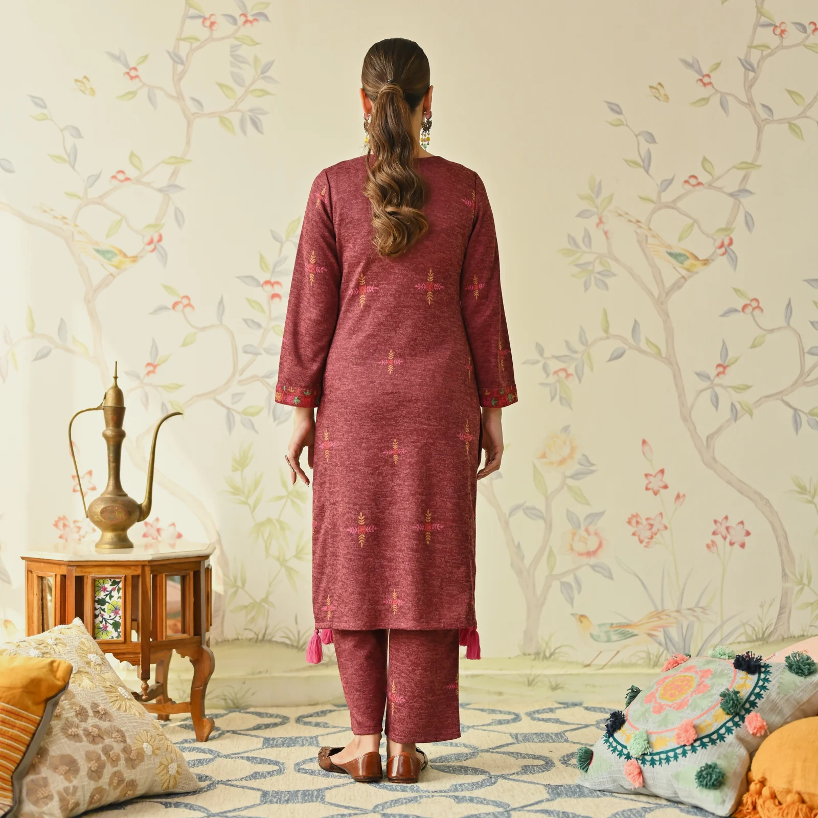 Maroon Embroidered & Phulkari Printed Woollen Kurta Pant Set - Image 8