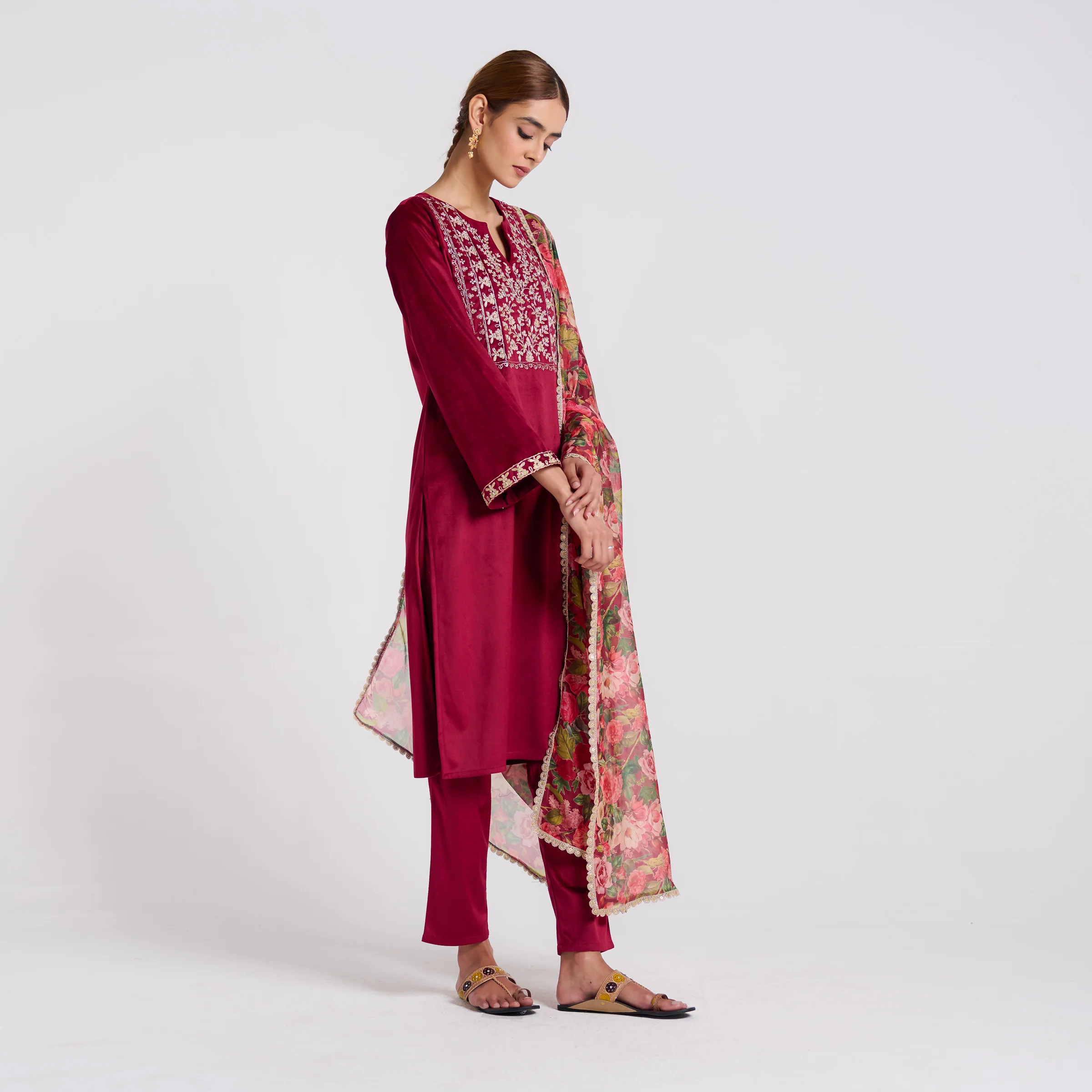 Maroon Embroidered Phulwari Velvet Set with Dupatta - Image 5