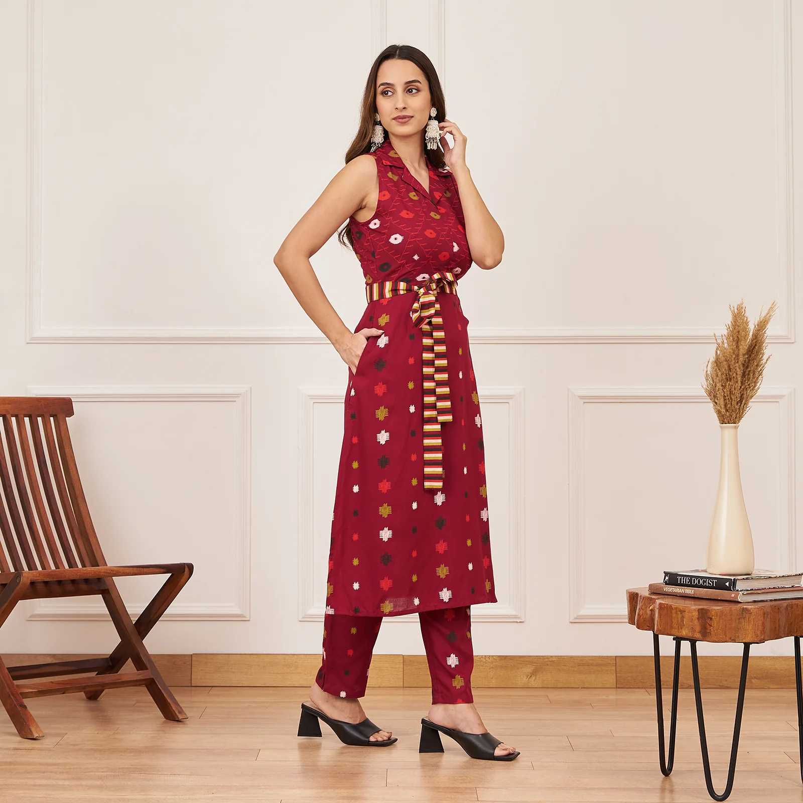 Maroon Ikat Inspired Kurta Pant Co-ord Set with Belt - Image 4