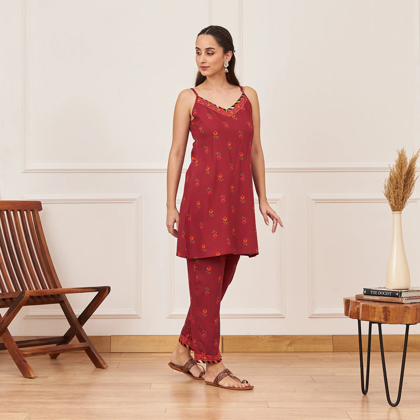Maroon Printed Tunic and Pant Set with Black Tiered Long Shrug and Belt - Image 9