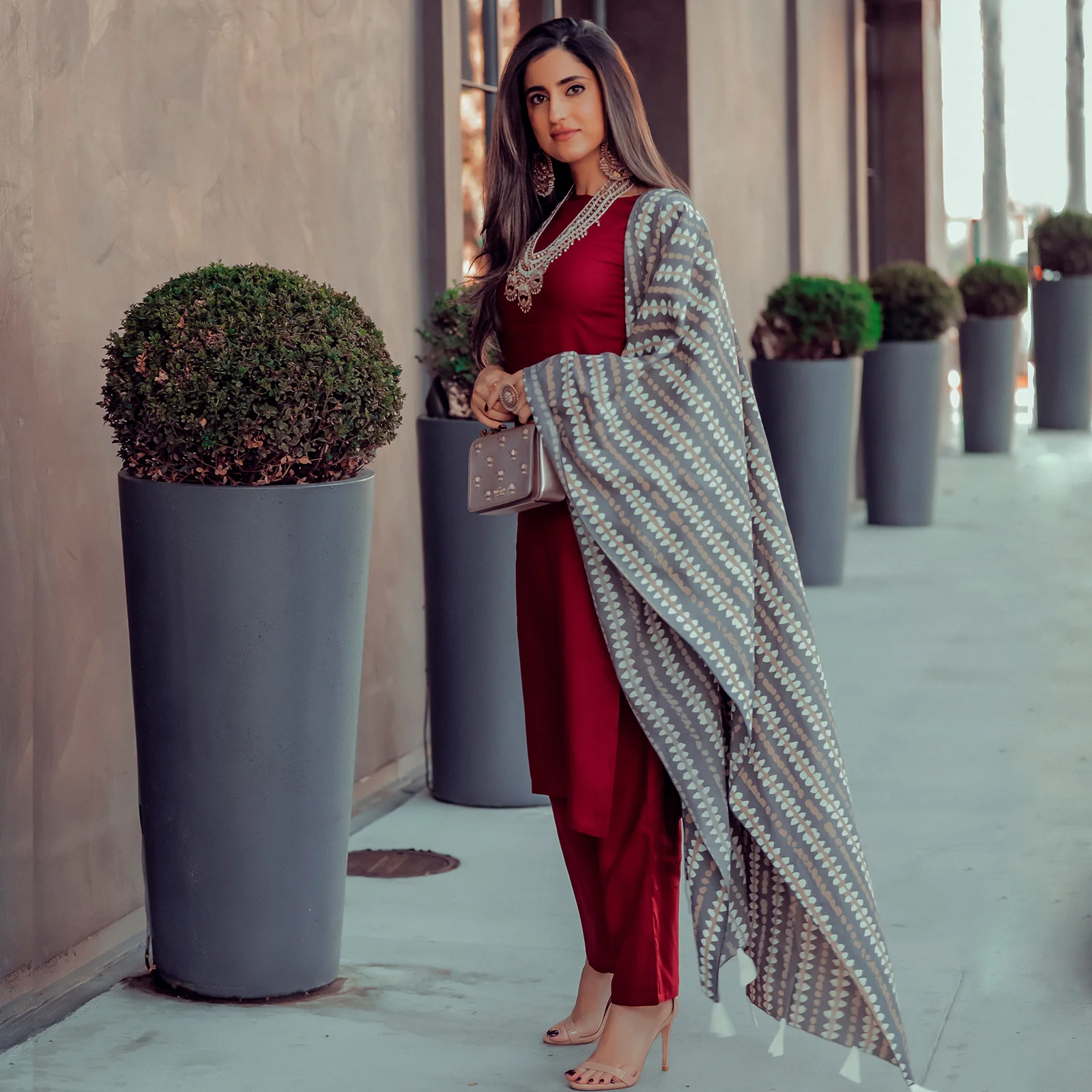 Maroon Salwar Kurta Set with Grey Dupatta - Image 12