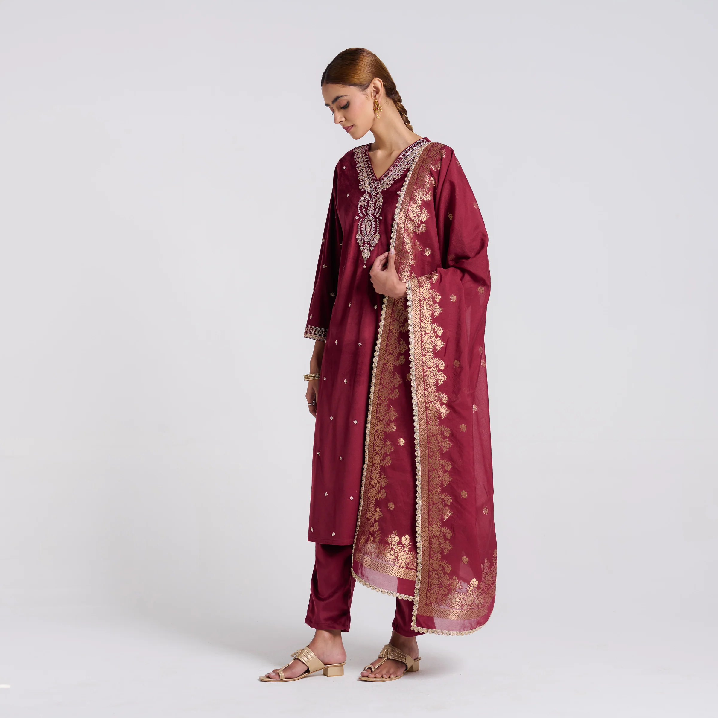 Maroon Varak Embroidered Velvet Set with Brocade Dupatta - Image 6