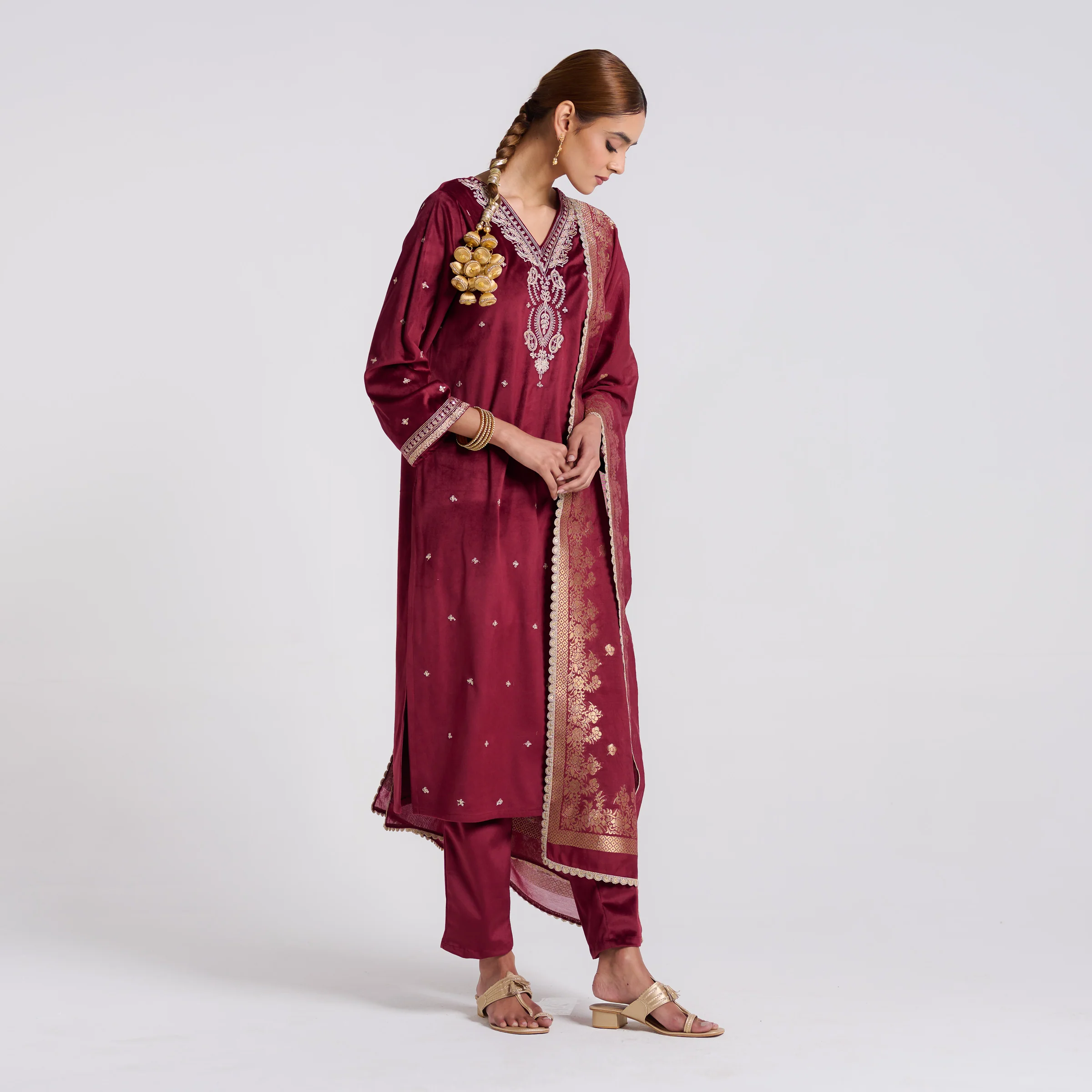 Maroon Varak Embroidered Velvet Set with Brocade Dupatta - Image 7