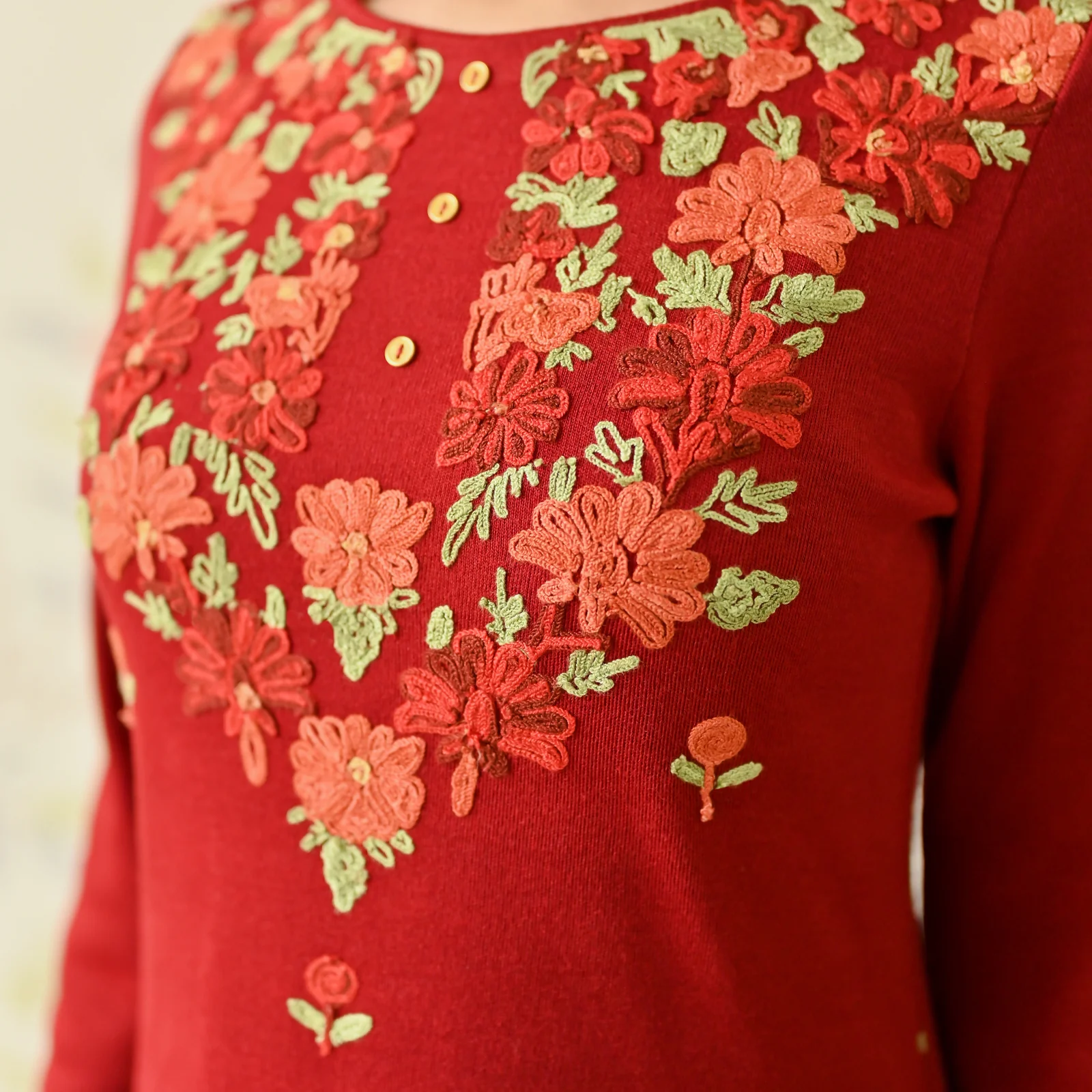 Maroon Woollen Aari Embroidered Floral Kurta - Image 2