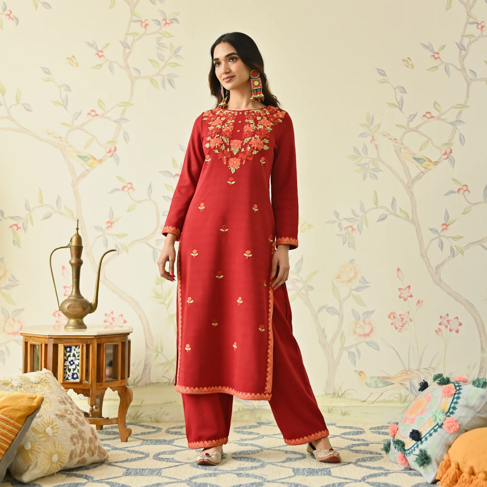 Maroon Woollen Aari Embroidered Floral Kurta - Image 5