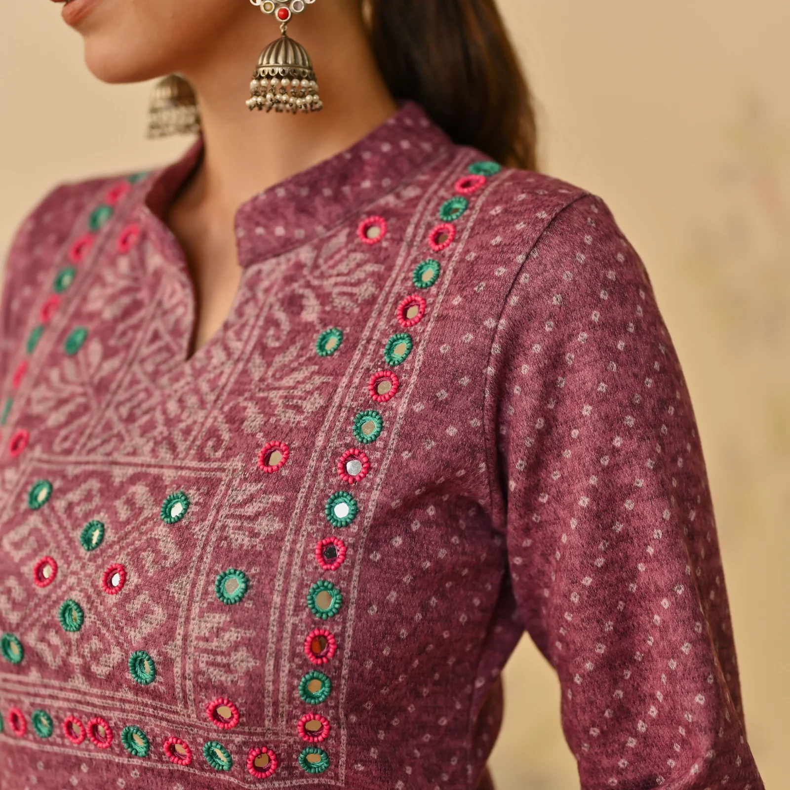 Mauve Kutch Embroidered Woollen Kurta Pant Set with Dupatta - Image 3