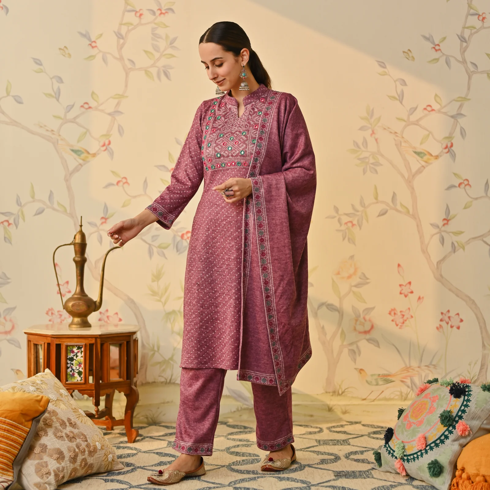 Mauve Kutch Embroidered Woollen Kurta Pant Set with Dupatta - Image 7