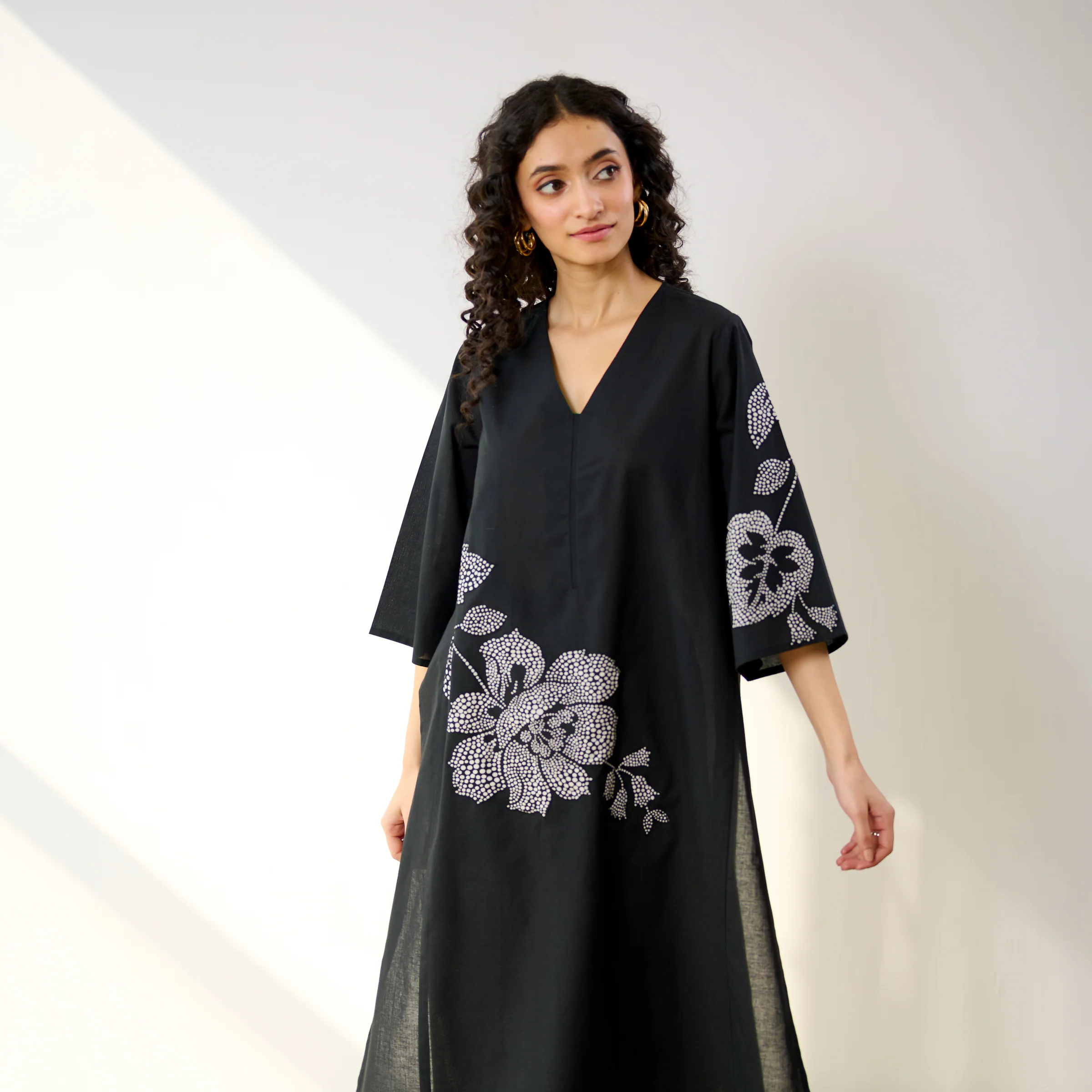 Meadow Patchwork Cotton Kurta Set - Black - Image 7