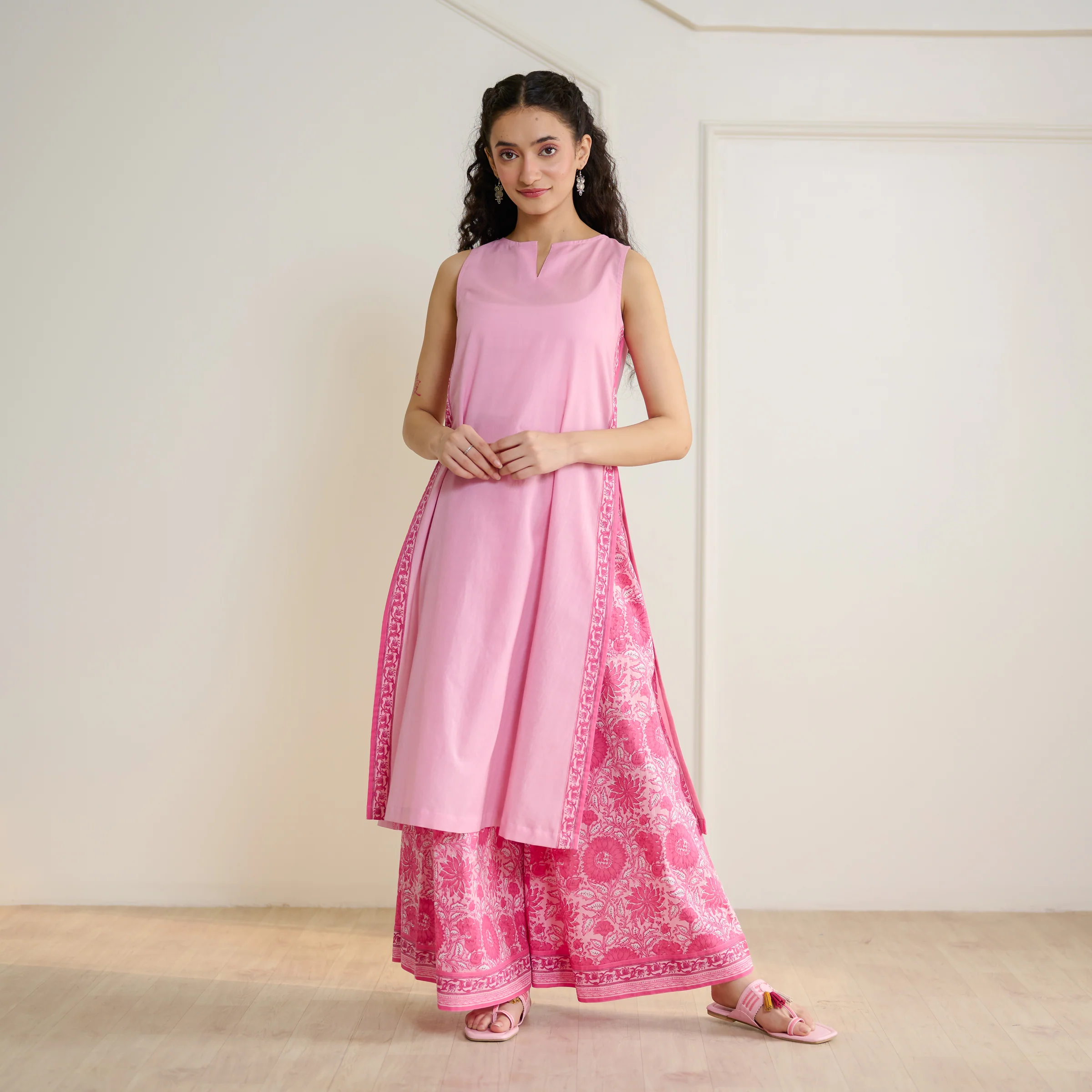 Mehek Sanganeri Inspired Sleeveless Kurta Palazzo Set with Dupatta - Baby Pink - Image 5